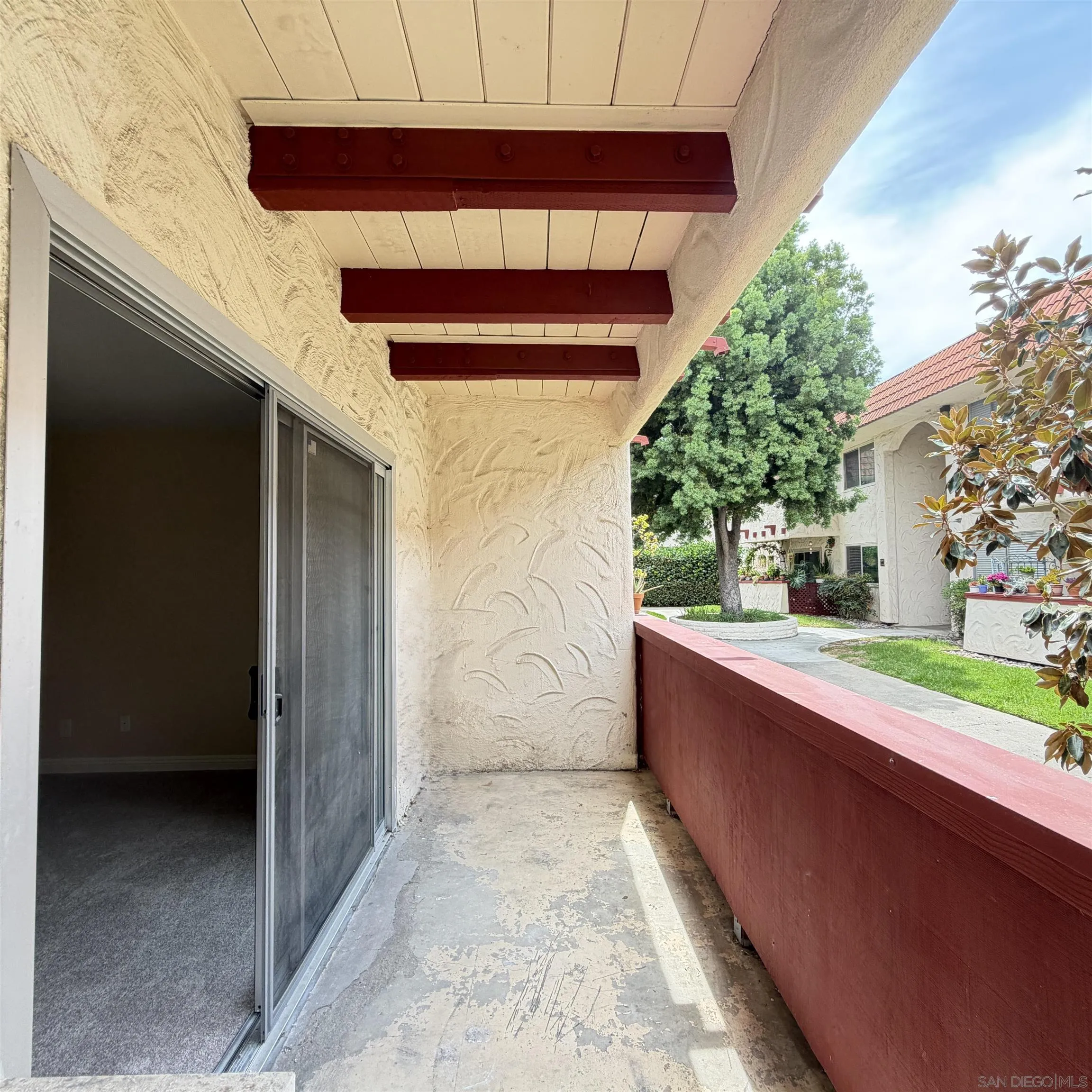 Photo #15: 260020671 Listing: Photo #15