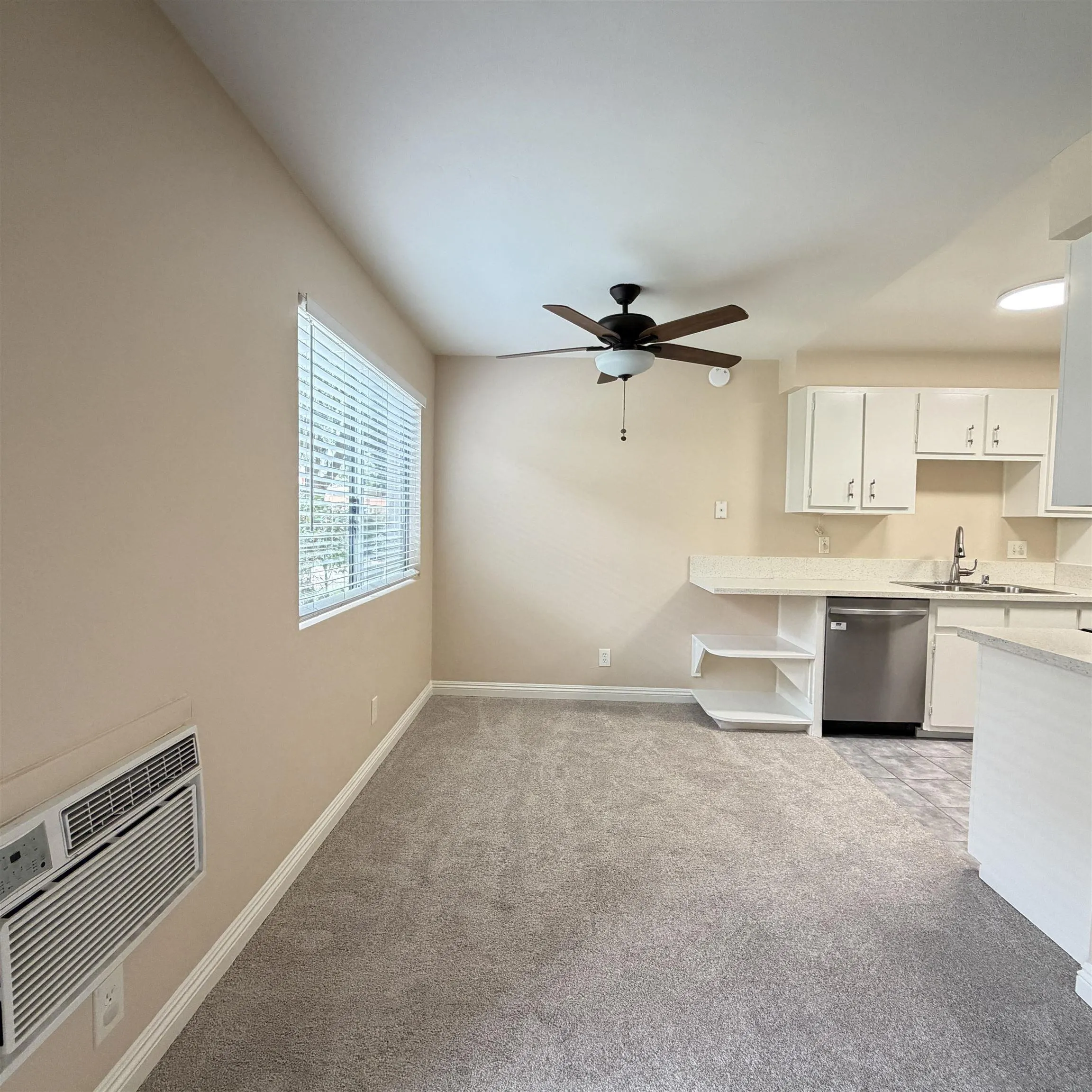 Photo #10: 260020671 Listing: Photo #10