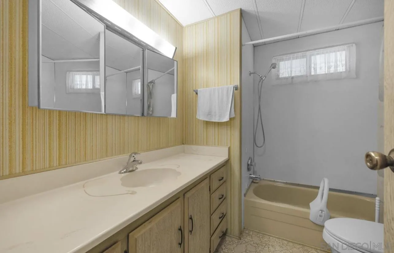 1440 S Orange Ave Unit 11, El Cajon, CA 92020 - Photo 5 of 14, El Cajon, CA
