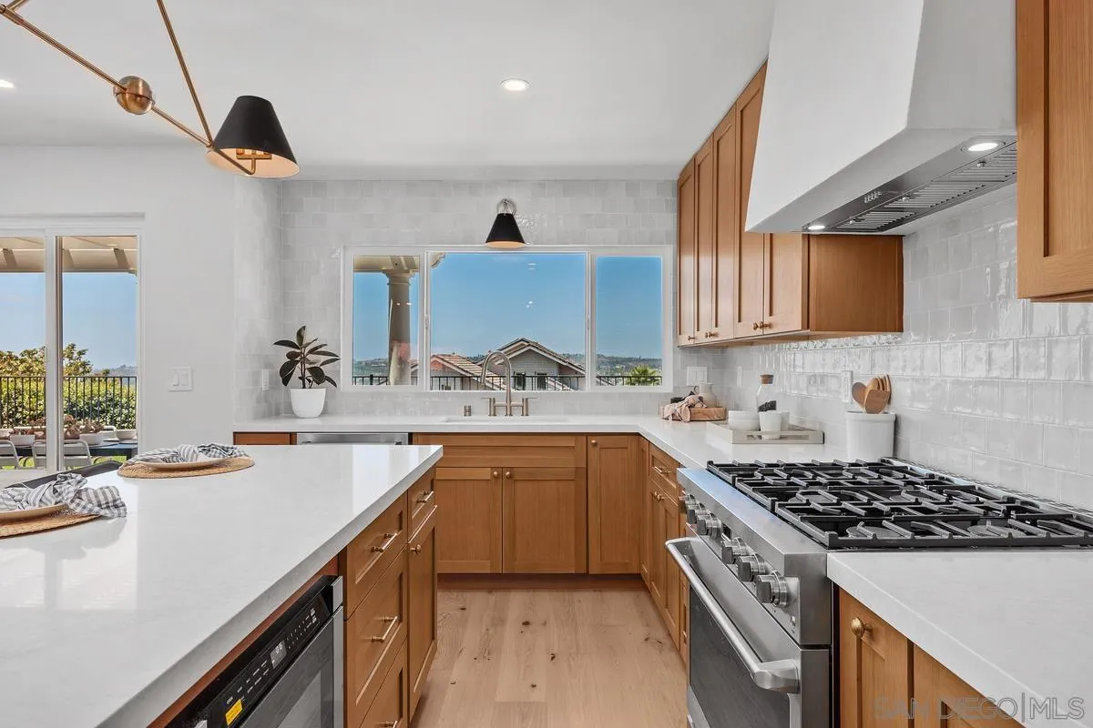 https://cdn.realtyfeed.com/cdn/127/260020678/61963d6d631ed995926876b379feb905.webp