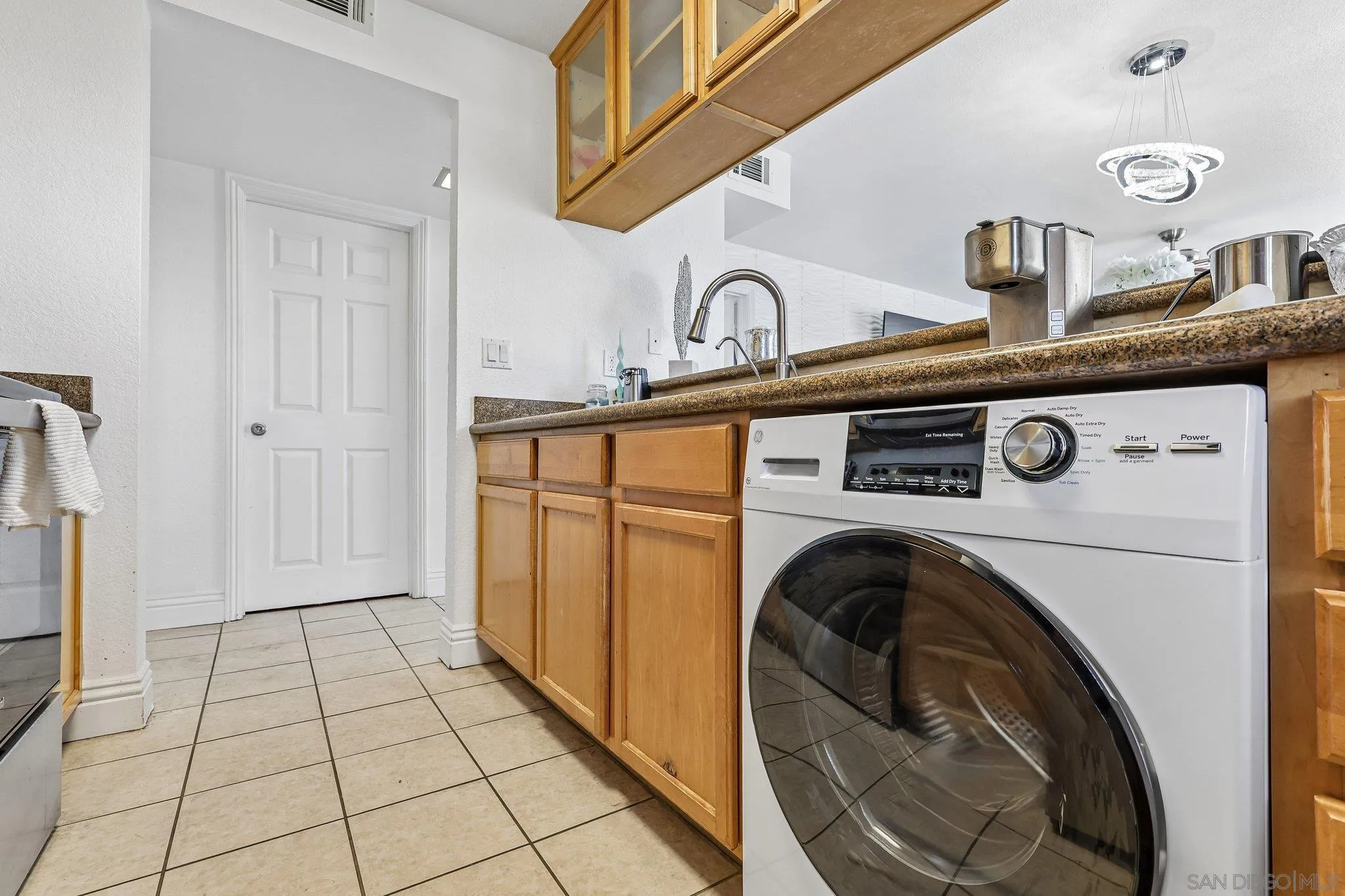 https://cdn.realtyfeed.com/cdn/127/260020685/2a502ab48a165208d831df455b83c3ef.webp