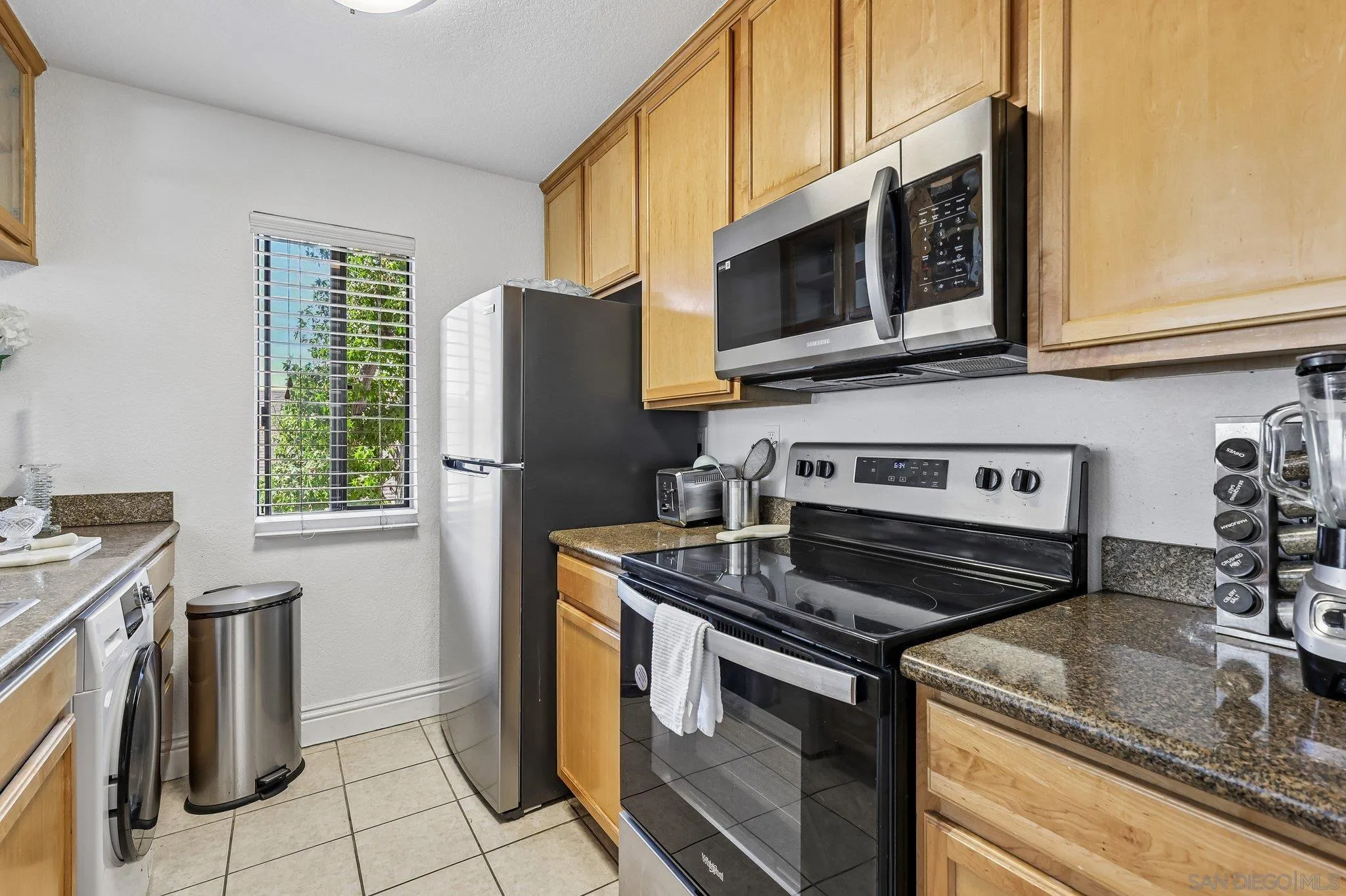 https://cdn.realtyfeed.com/cdn/127/260020685/c2aa22c13bdf7beab8ea5c43b55552cc.webp