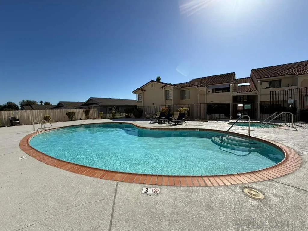 https://cdn.realtyfeed.com/cdn/127/260020685/d9f2a4b46b88f4268272f5fda301f645.webp