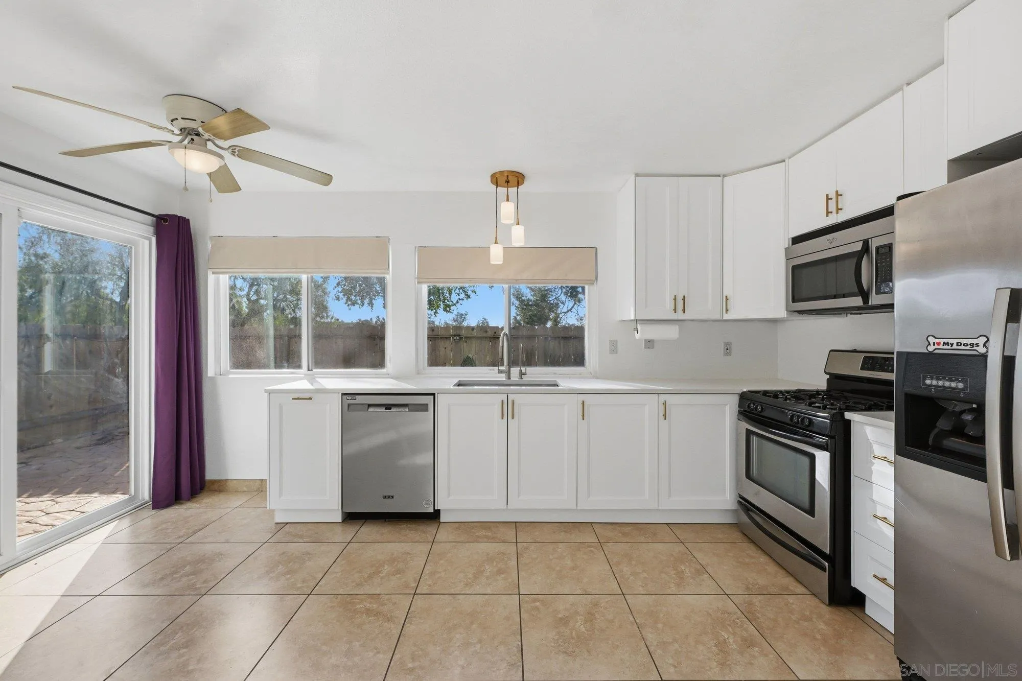 https://cdn.realtyfeed.com/cdn/127/260020689/7dd45e21d8b22ccd81aa85fd0c85e368.webp