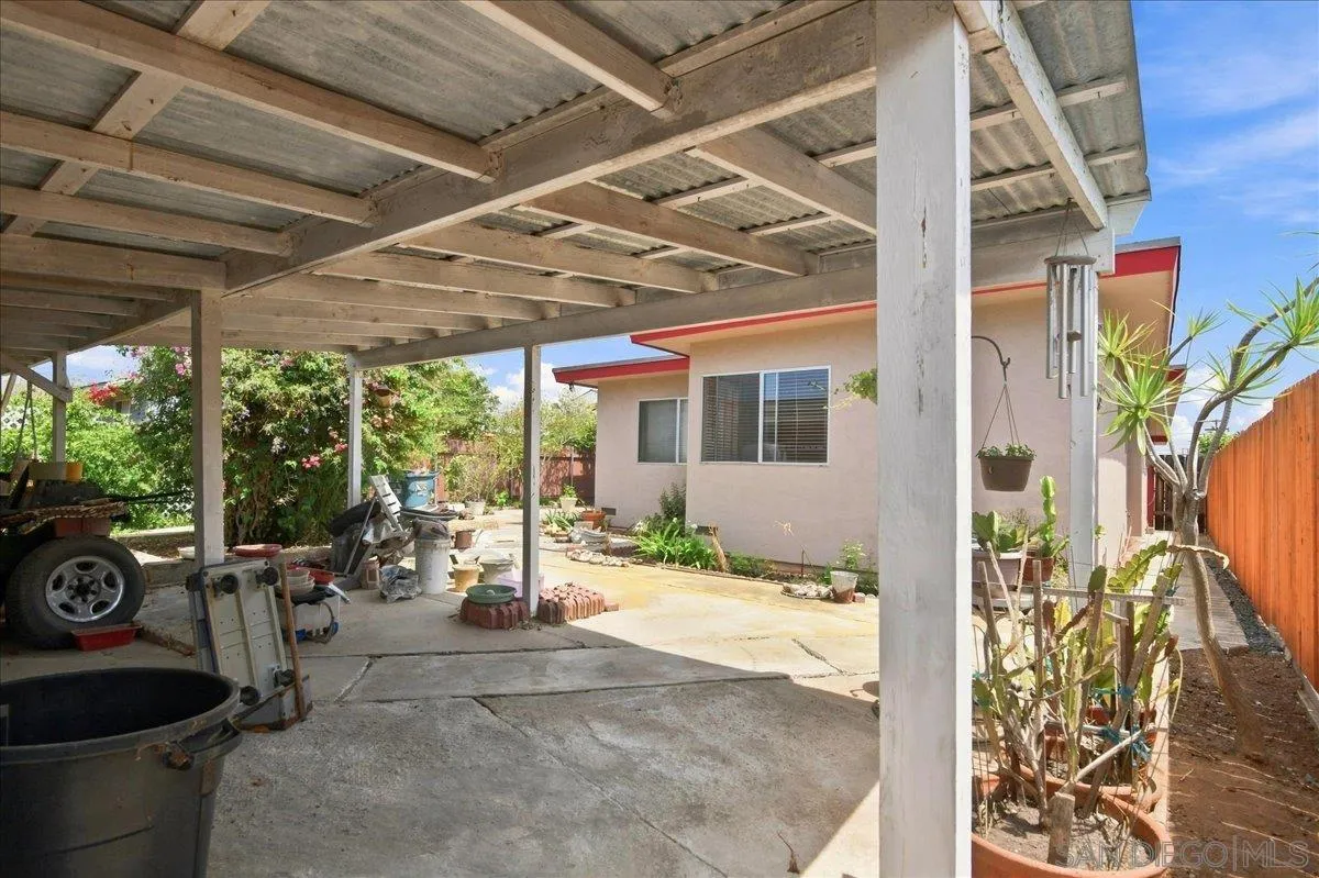 https://cdn.realtyfeed.com/cdn/127/260020690/187f8f842263336564f4021cd30f7768.webp