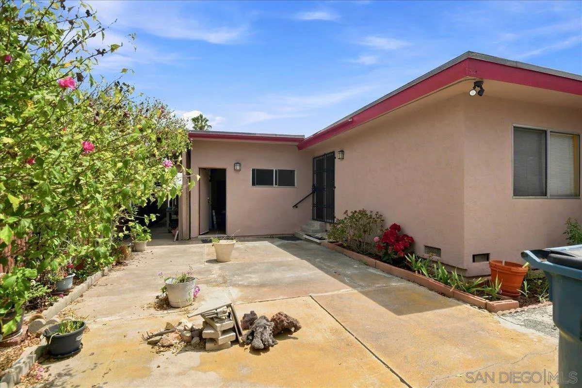 https://cdn.realtyfeed.com/cdn/127/260020690/4befc14c2b2197f592ccfe5375d35c95.webp
