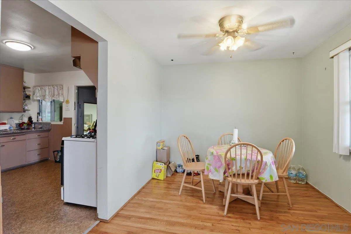 https://cdn.realtyfeed.com/cdn/127/260020690/64d39056ce6ee4eec19b1d64d1baad21.webp