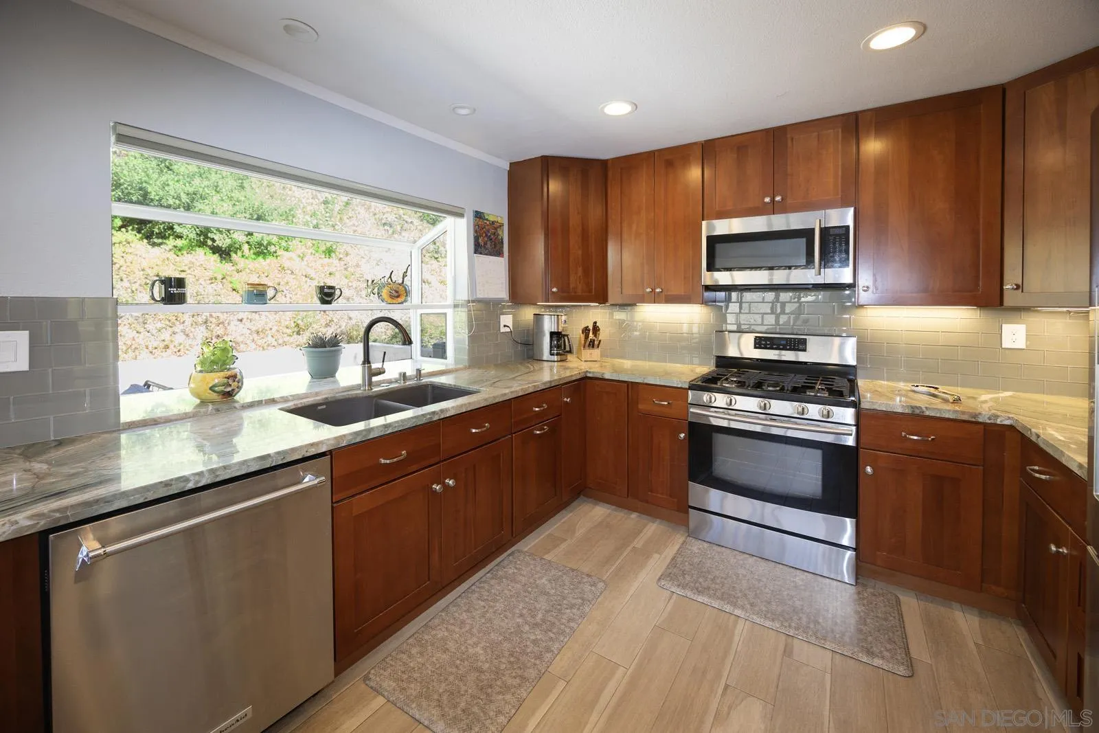 Photo #19: 260020691 Listing: Photo #19