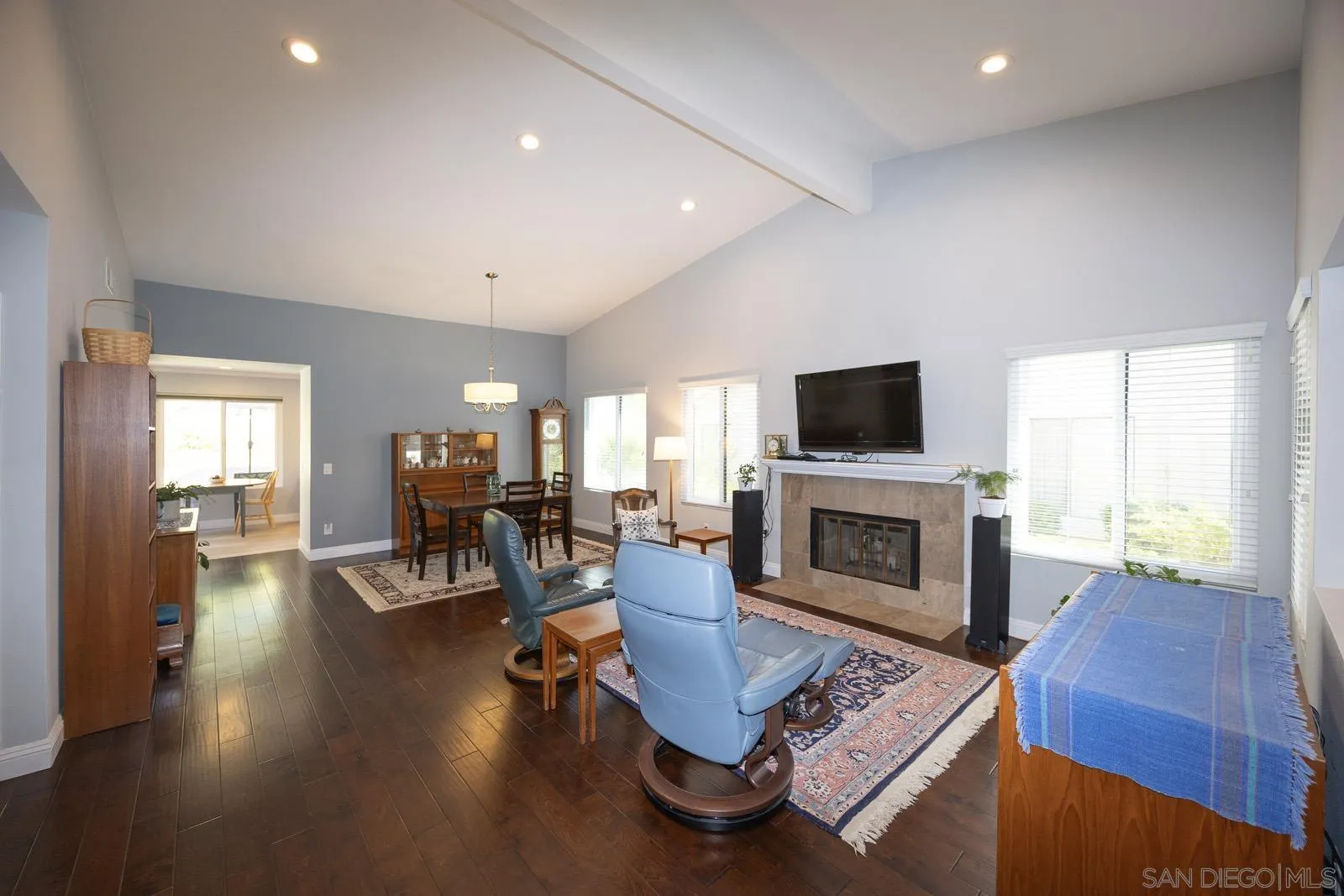 Photo #10: 260020691 Listing: Photo #10