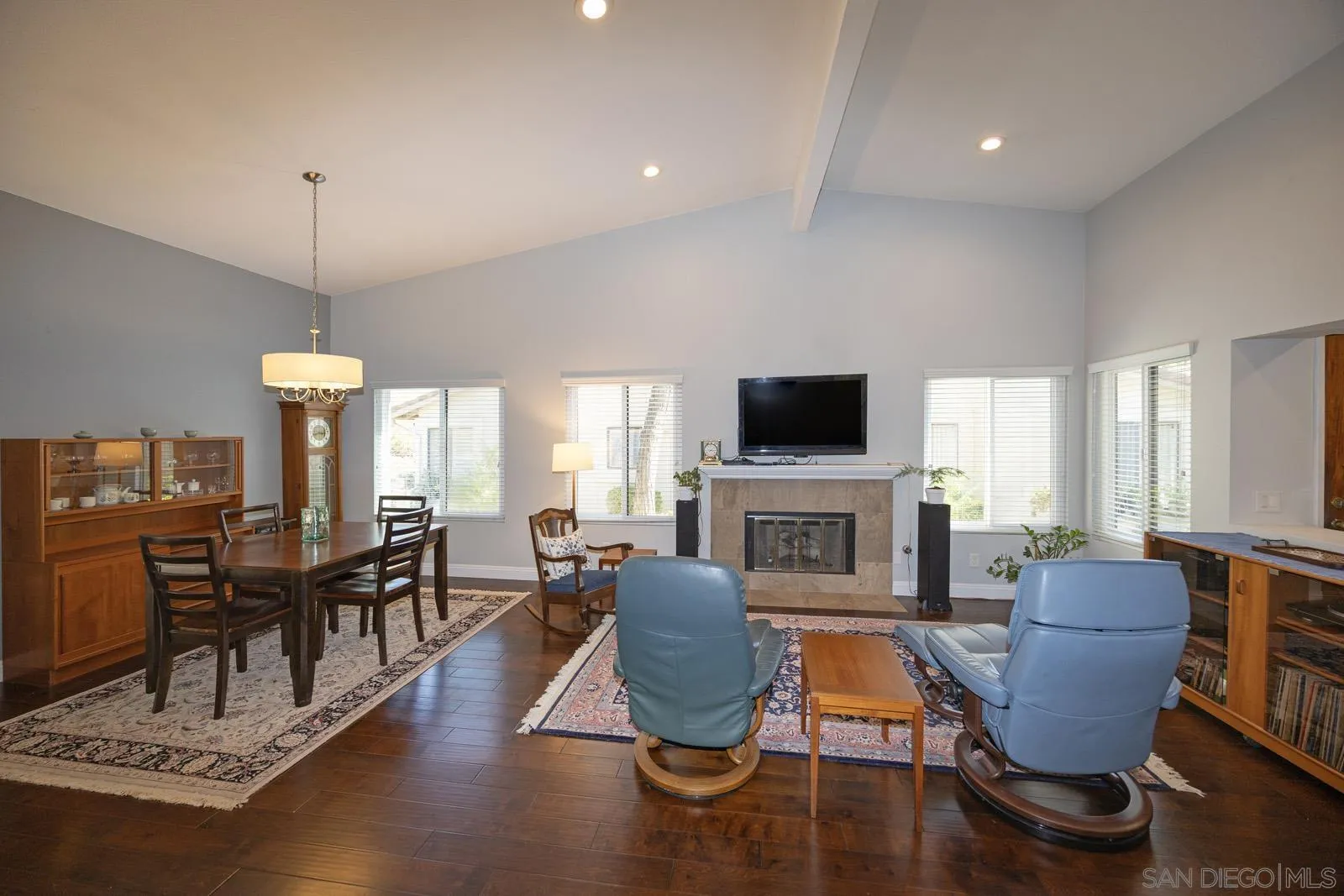 Photo #13: 260020691 Listing: Photo #13