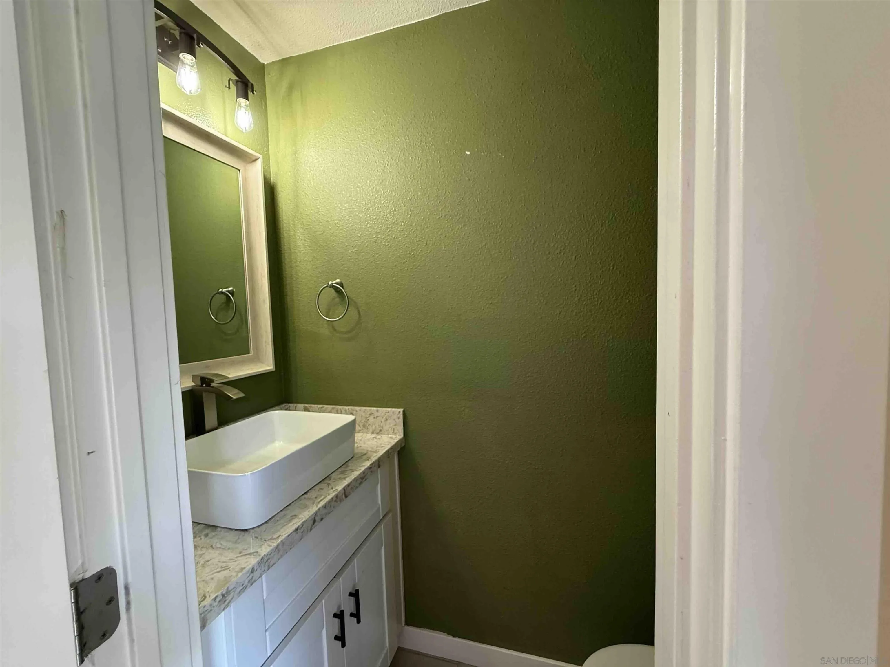 Photo #10: 260020692 Listing: Photo #10