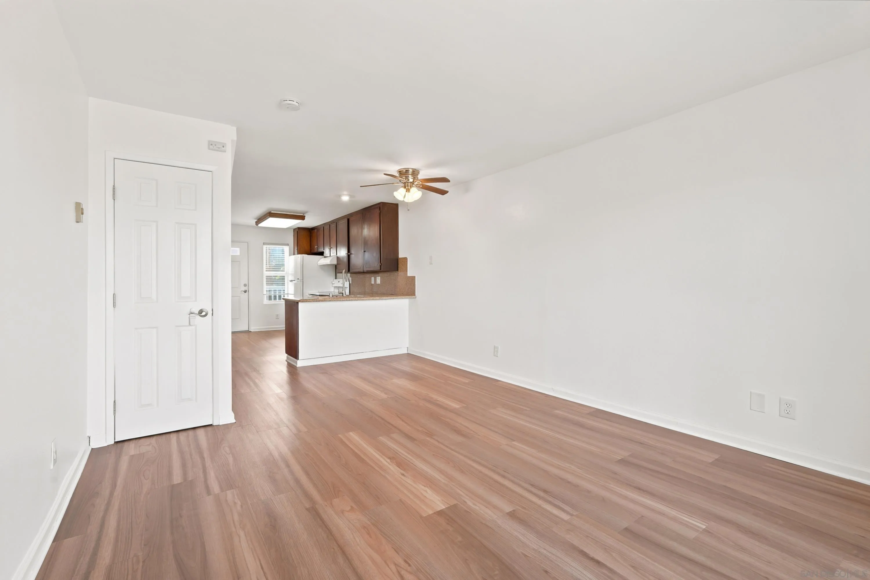 Photo #10: 260020697 Listing: Photo #10