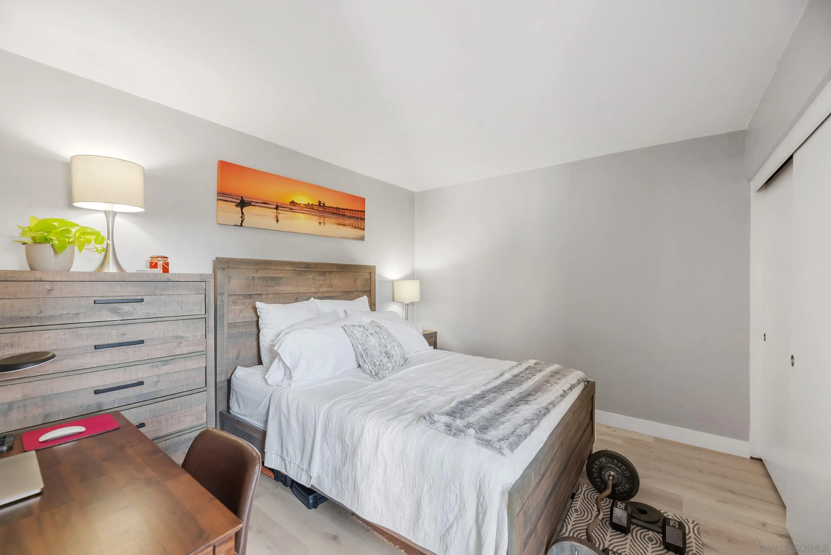 https://cdn.realtyfeed.com/cdn/127/260020703/393722ba4d84cabdff6cf02c564fb140.webp