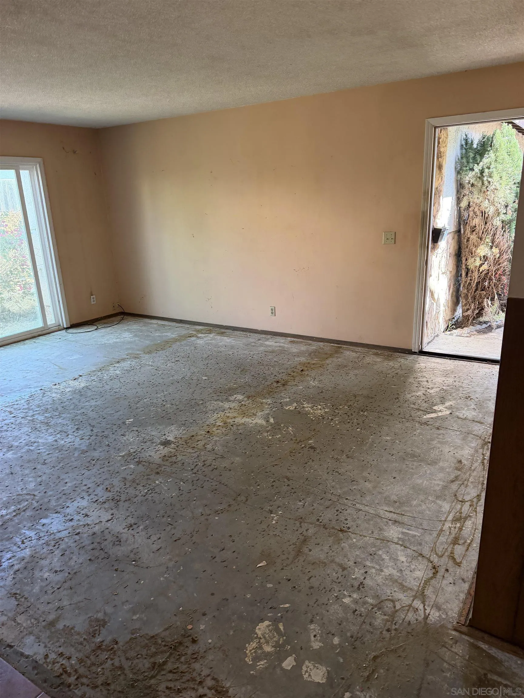 505 Timber Street, Chula Vista, CA 91911 - Photo 5 of 44, Chula Vista, CA