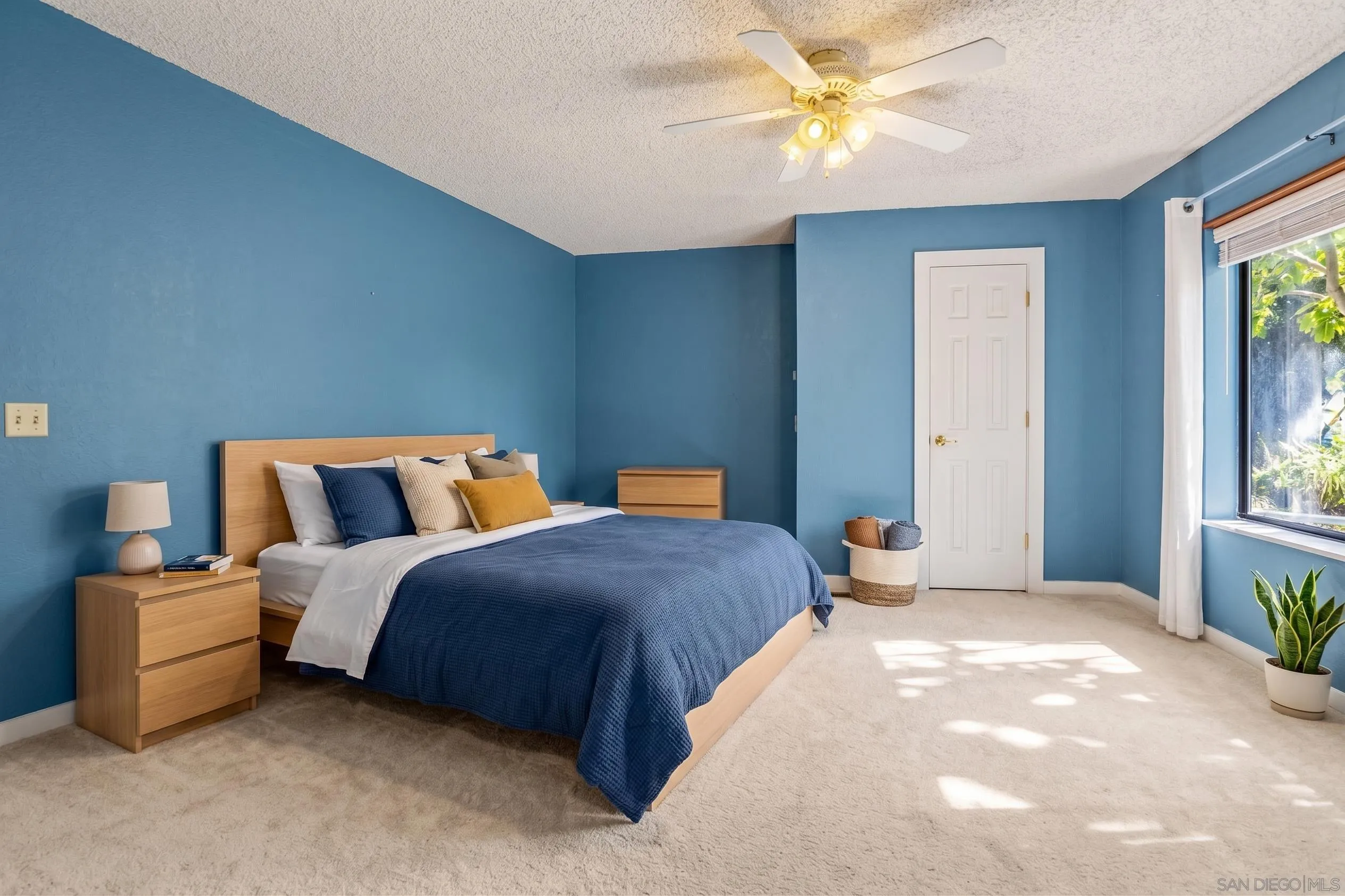 https://cdn.realtyfeed.com/cdn/127/260020710/53eb095f5307e88a7e438305d695c855.webp