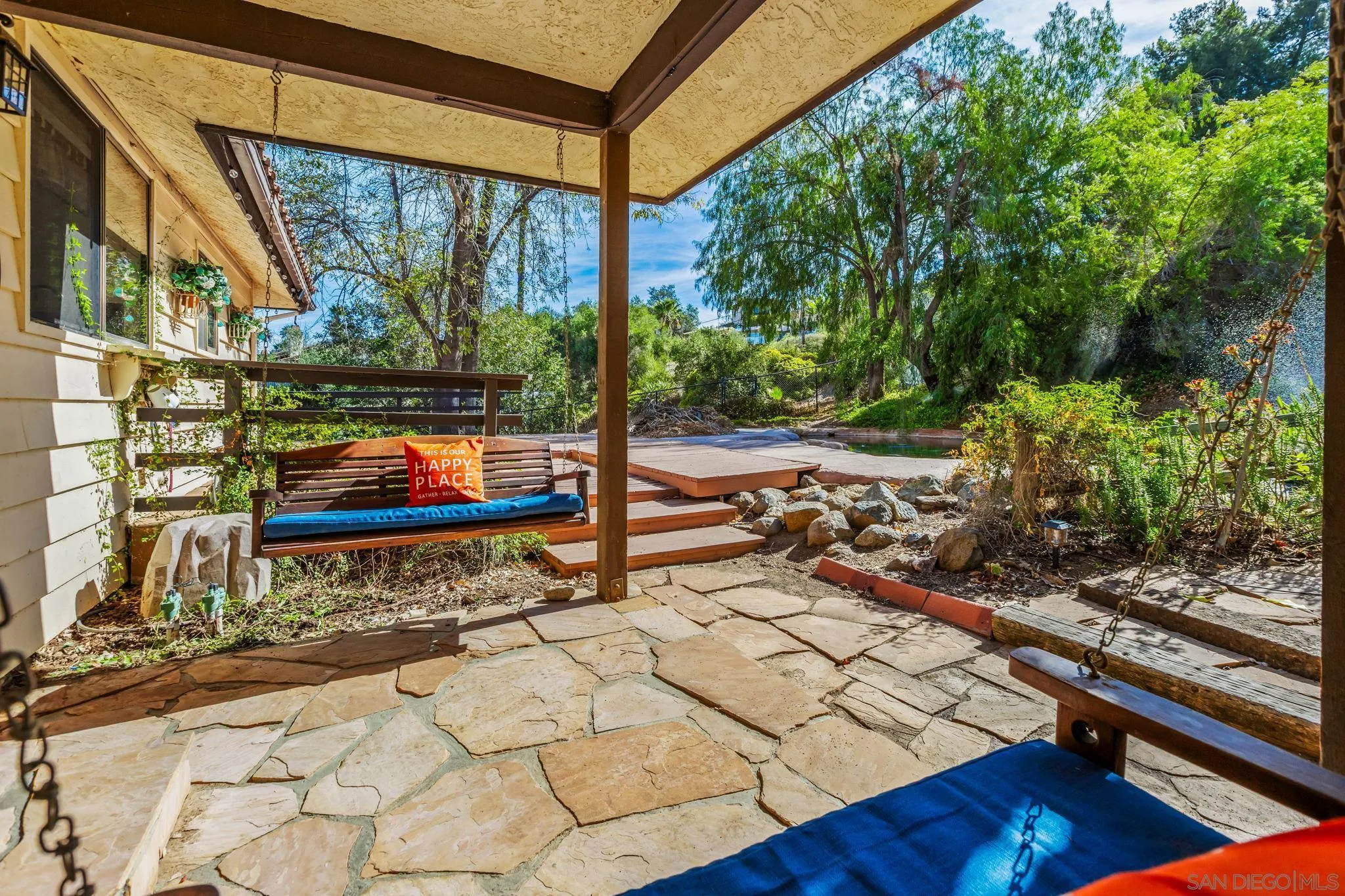 https://cdn.realtyfeed.com/cdn/127/260020710/78a639eb8cf5c0f12641205b0ce299bb.webp