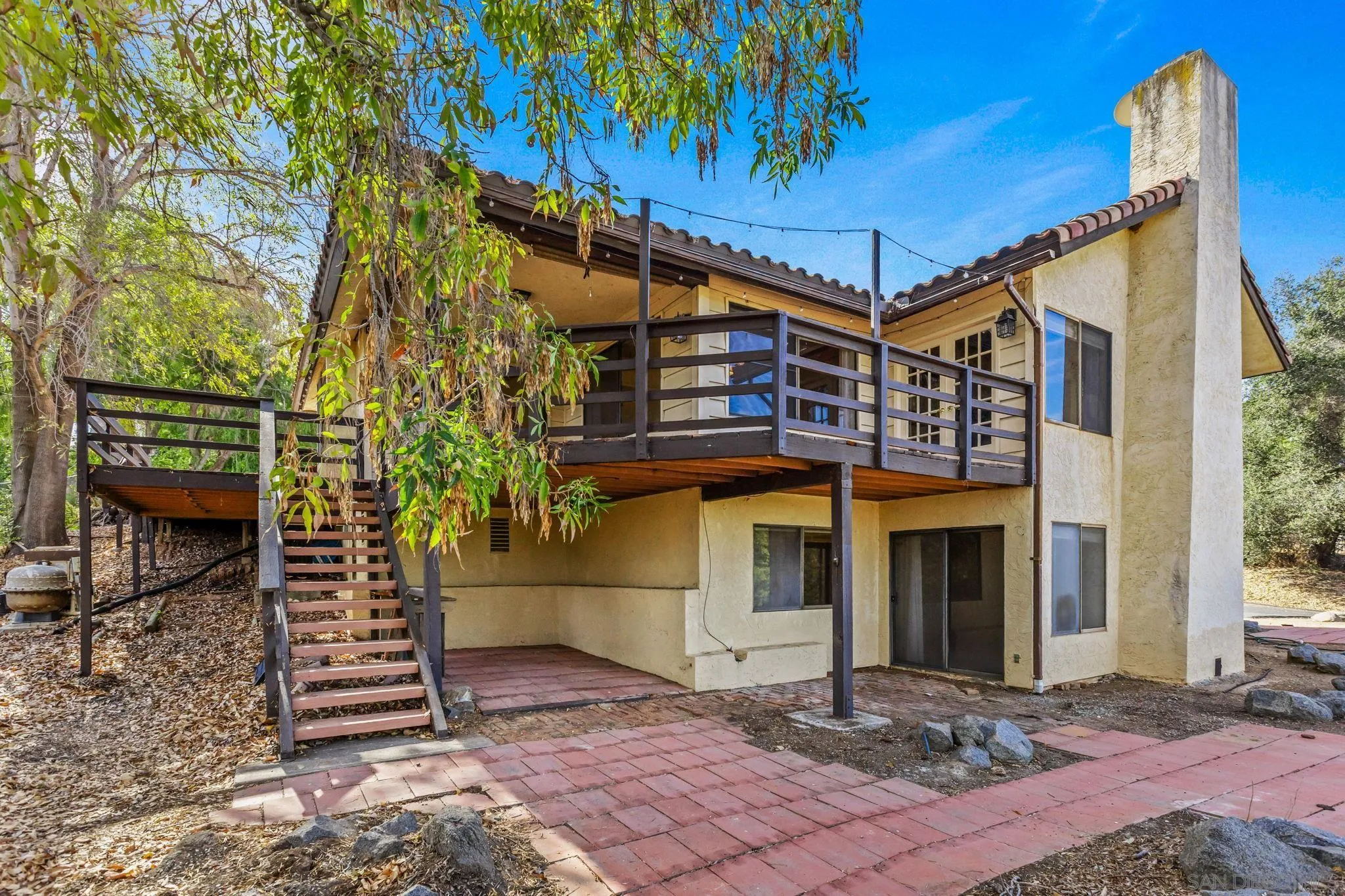 https://cdn.realtyfeed.com/cdn/127/260020710/7e7e898eef48fcec077067d06d591967.webp