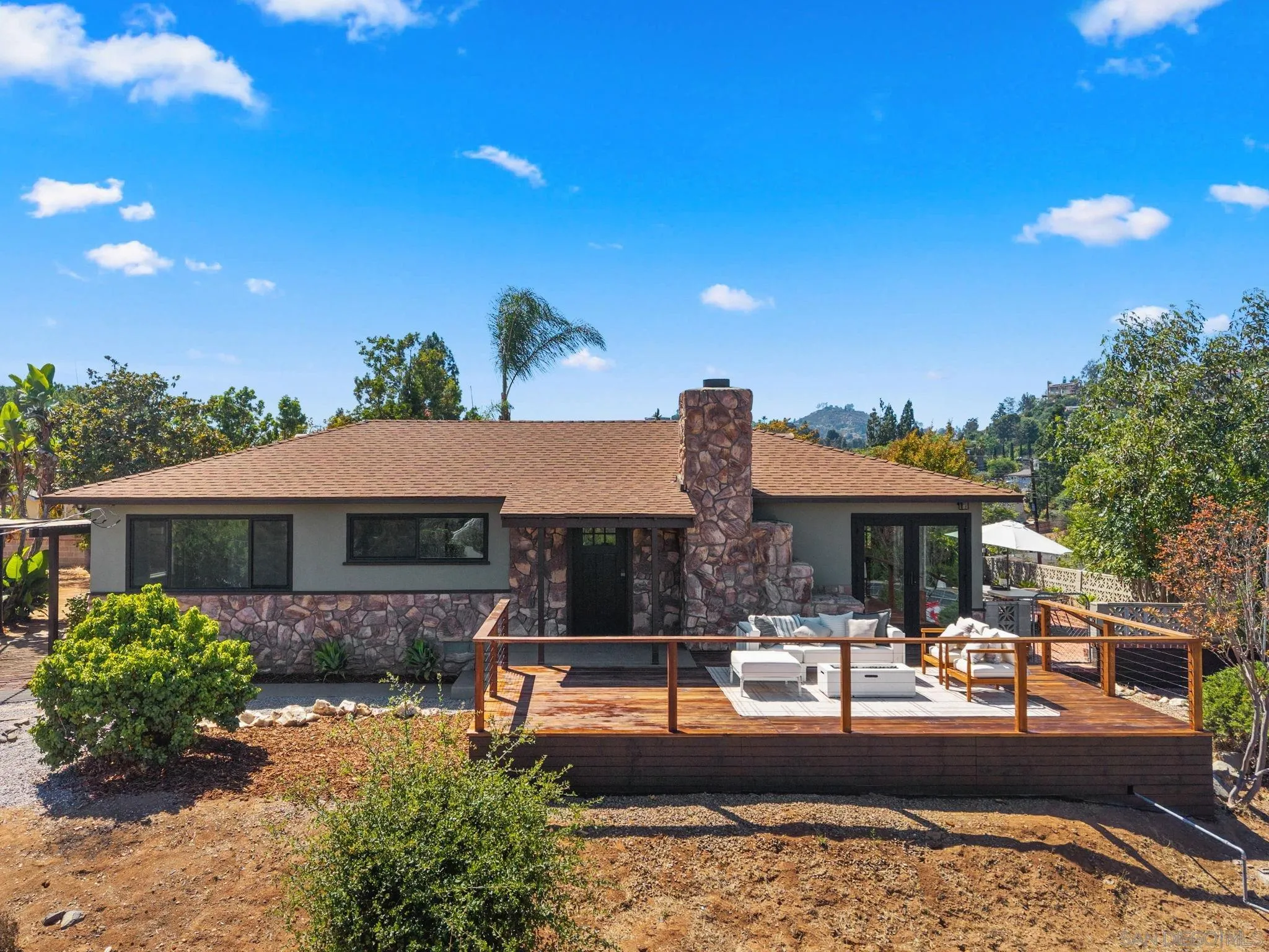 https://cdn.realtyfeed.com/cdn/127/260020714/3e6a5d248c6ed602a27692f95922ba8b.webp