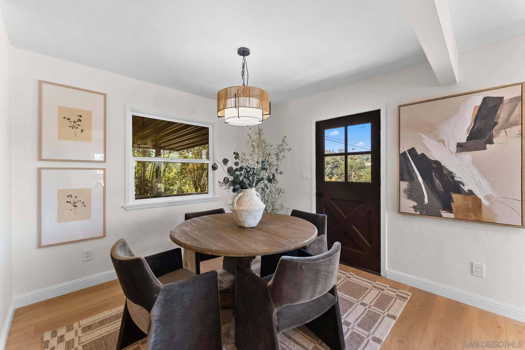 https://cdn.realtyfeed.com/cdn/127/260020714/82144dd6cc20336c7a3a30ed0d7c744e.webp