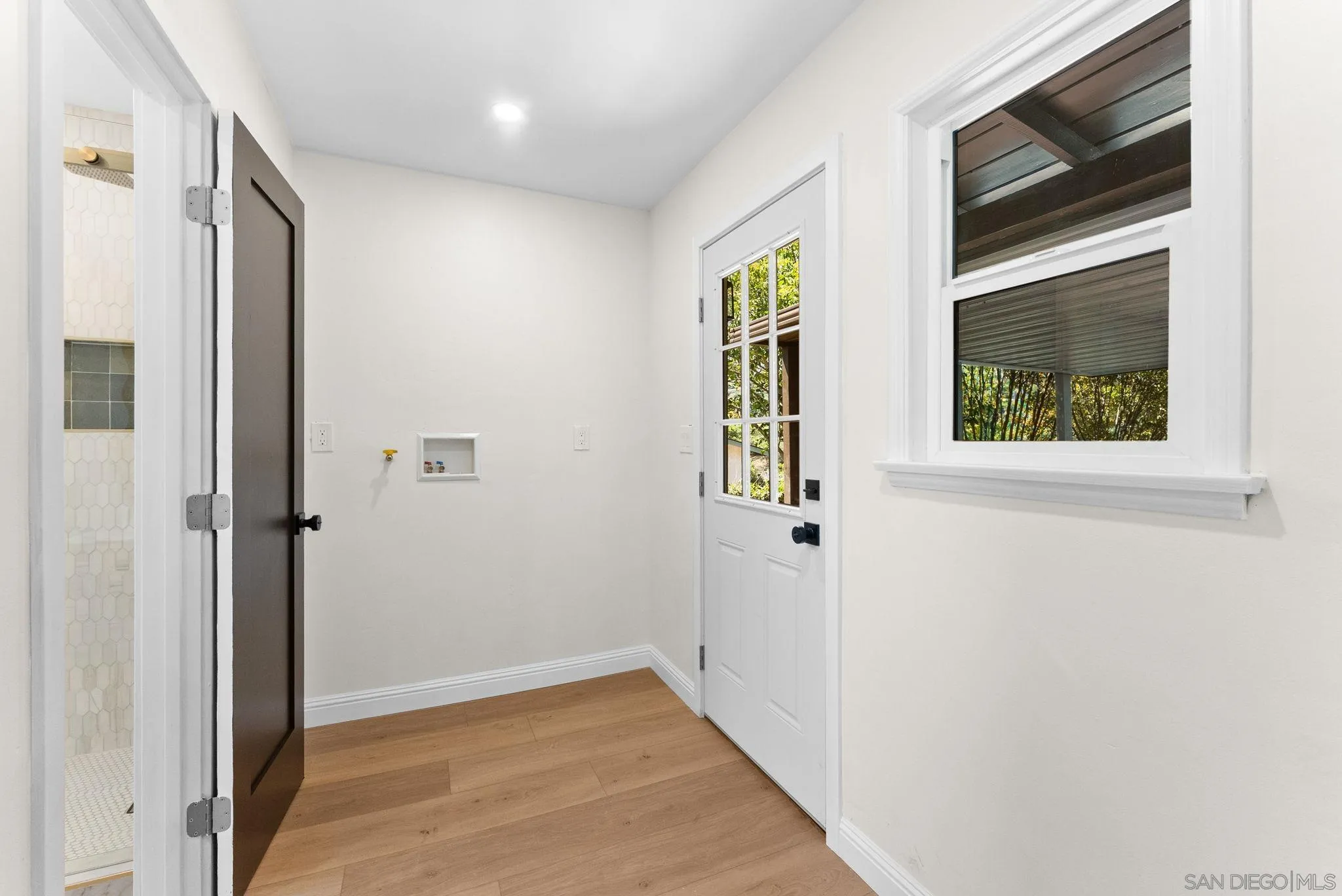 https://cdn.realtyfeed.com/cdn/127/260020714/afbae3b1ebdcdbd92f7d655358b638a3.webp
