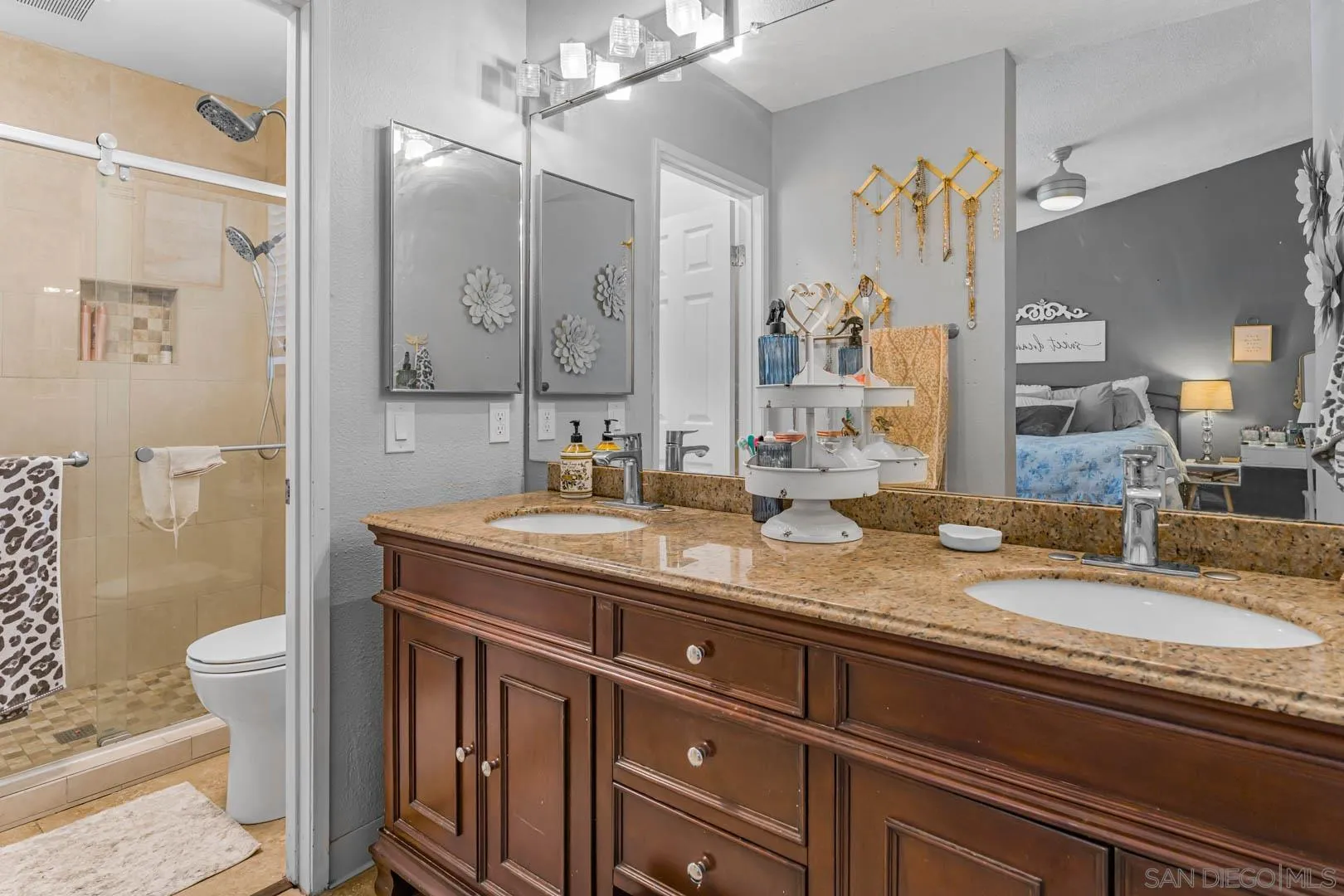 https://cdn.realtyfeed.com/cdn/127/260020715/5d168f568949cc1e2c7a73768442e59c.webp