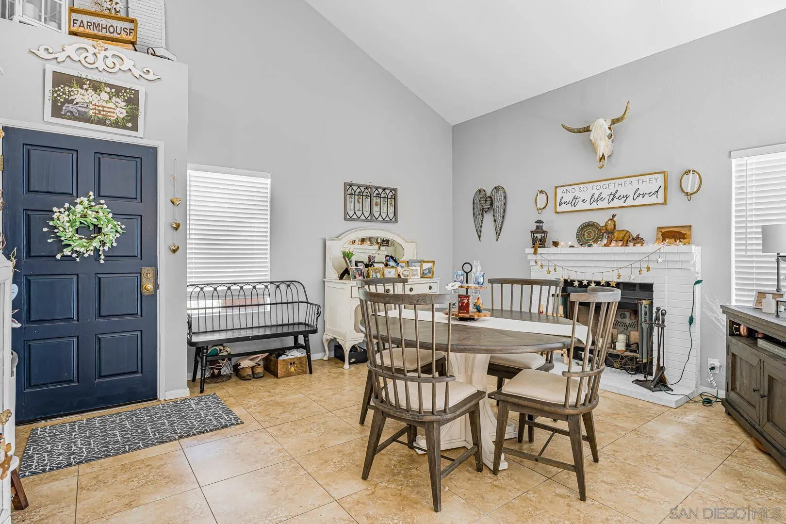 https://cdn.realtyfeed.com/cdn/127/260020715/86488648653a02a070c8cb6b6b22eb14.webp