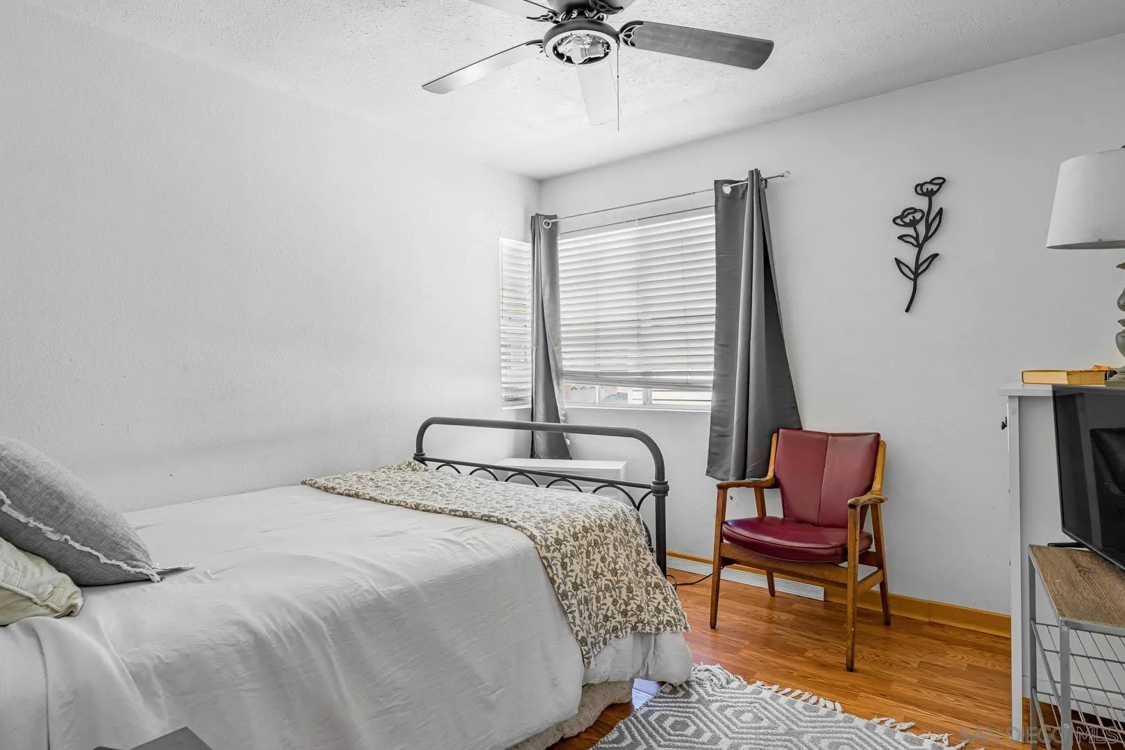 https://cdn.realtyfeed.com/cdn/127/260020715/8be00f7caf210534fb62ee46fbe6d045.webp