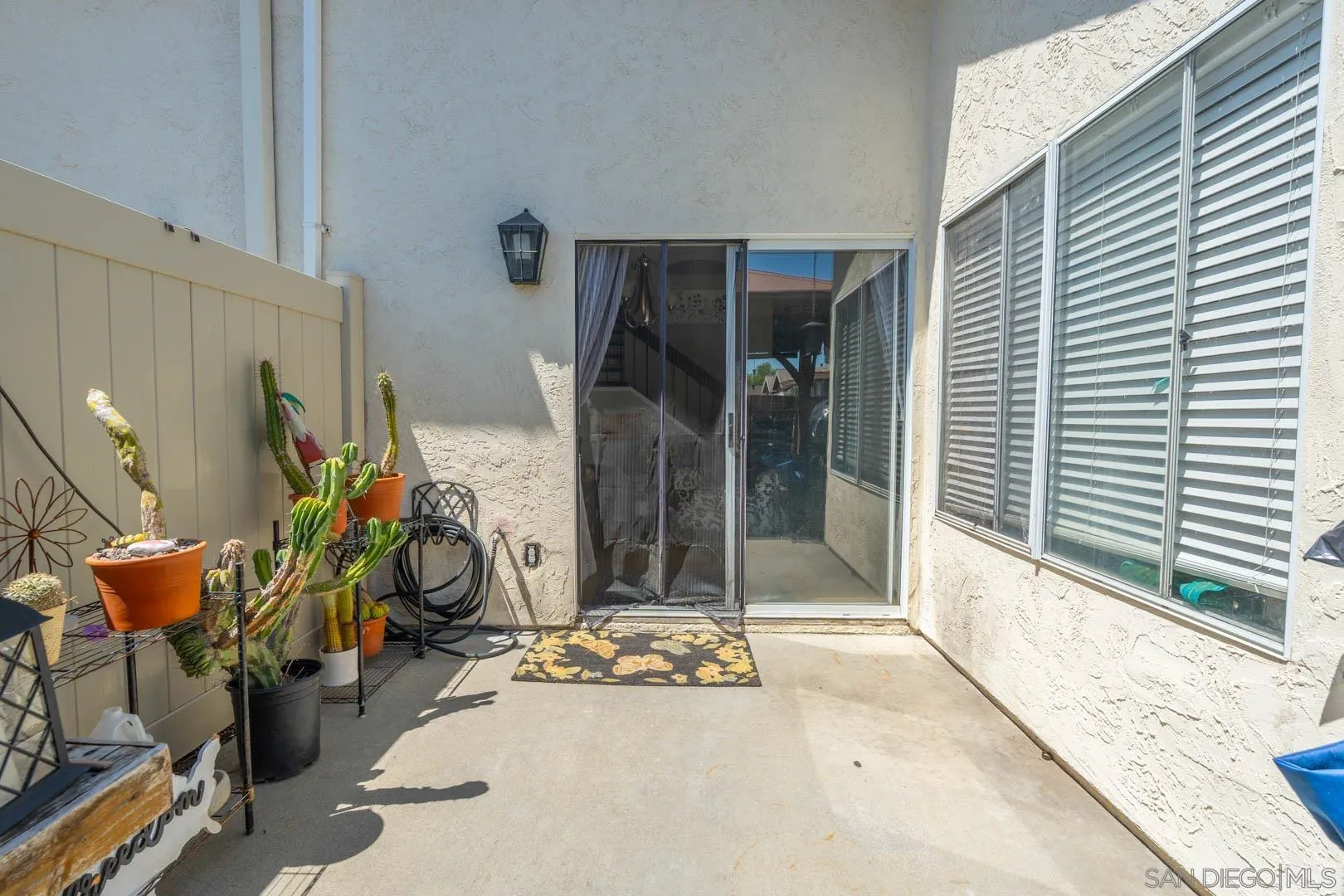 https://cdn.realtyfeed.com/cdn/127/260020715/99a2d11bf1f9e24605e43ec9606e9cd0.webp