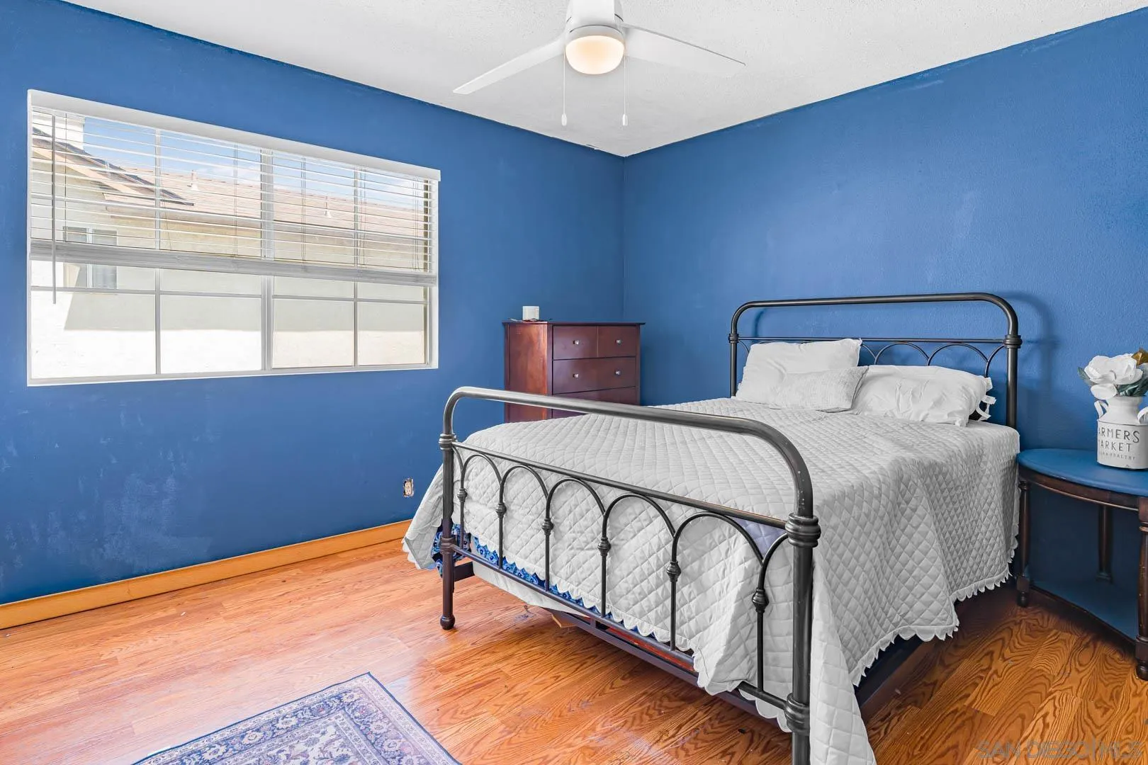 https://cdn.realtyfeed.com/cdn/127/260020715/bb1559e52257389881cf9c9876f4bf6a.webp