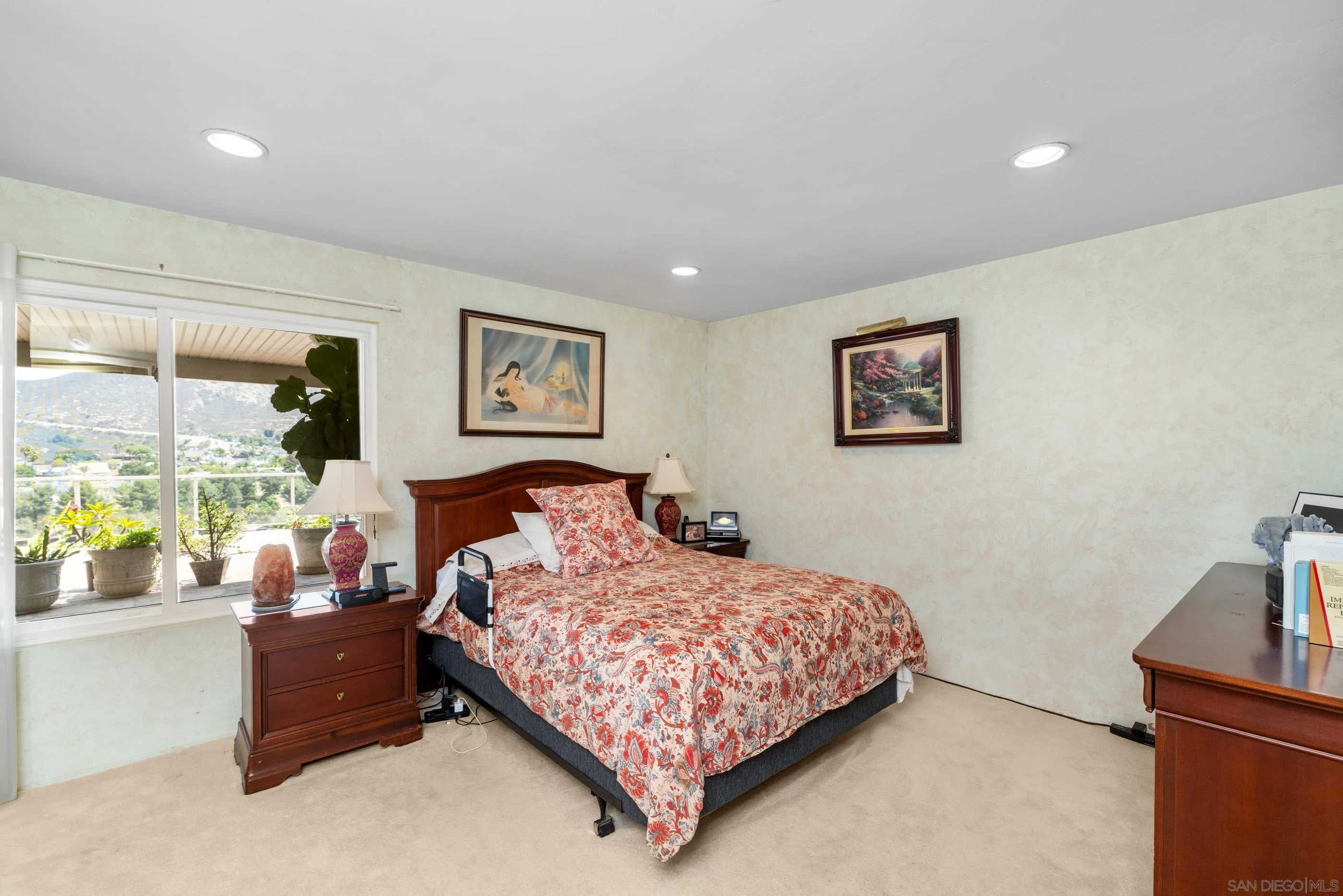 https://cdn.realtyfeed.com/cdn/127/260020719/97bd6f01f44d7c0a3a31fa4d71a42535.webp