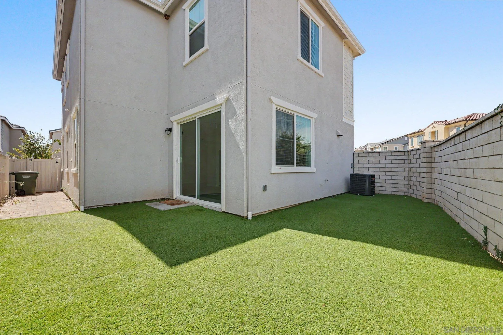 https://cdn.realtyfeed.com/cdn/127/260020724/72420bb6793eddc5814fa78f7a09f9ef.webp