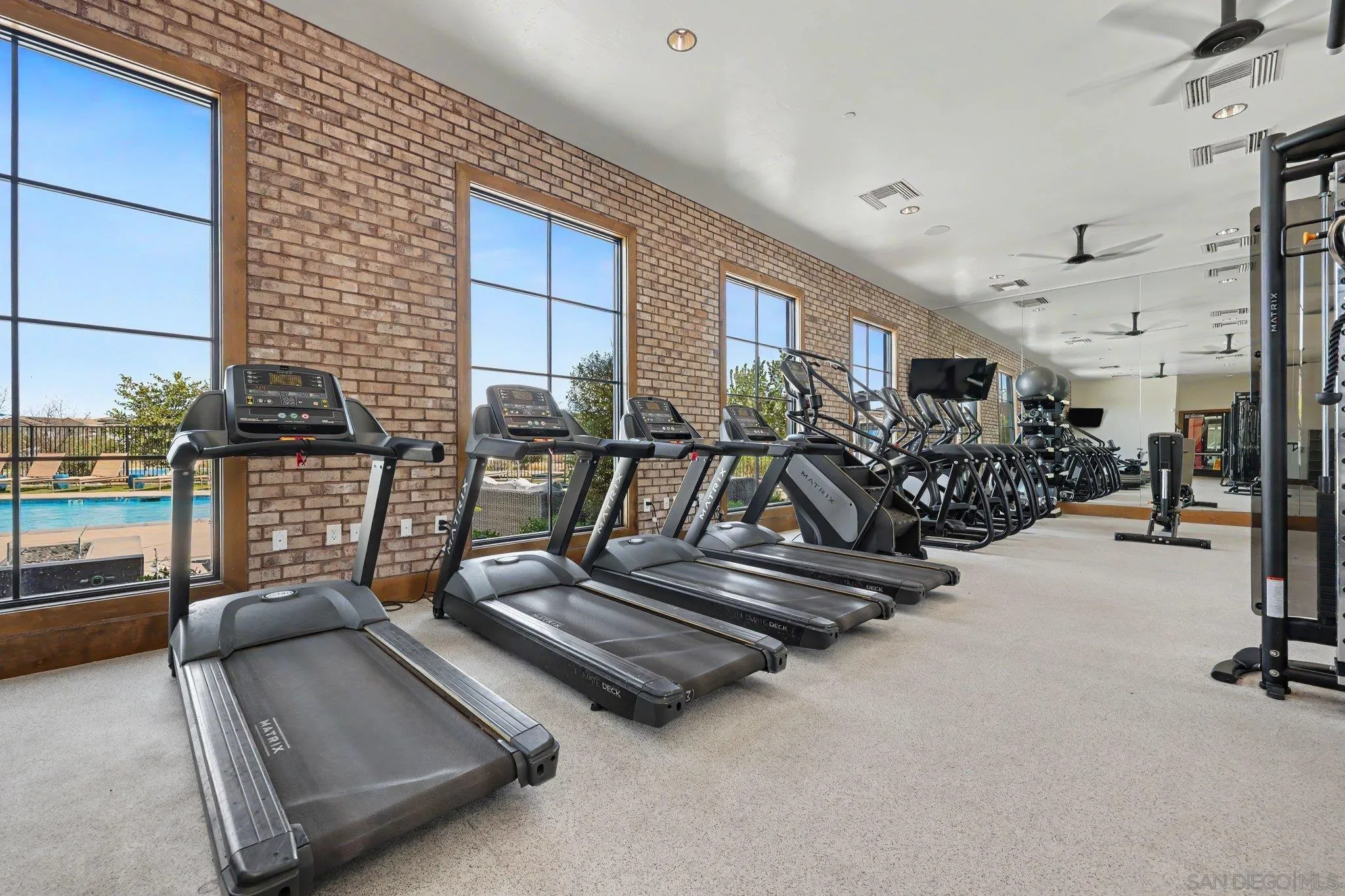 https://cdn.realtyfeed.com/cdn/127/260020724/d1818c551b02cd8da2959067fc4ca1bd.webp