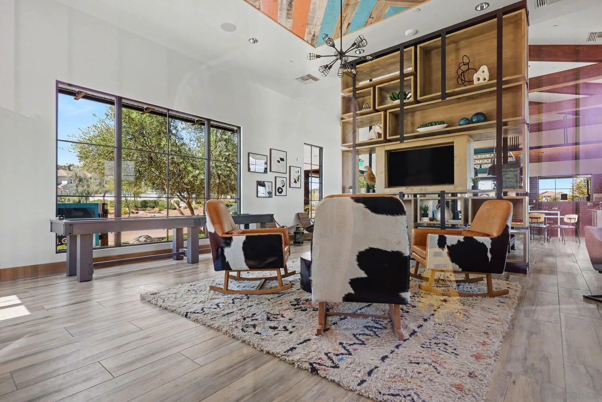 https://cdn.realtyfeed.com/cdn/127/260020724/edbe44c3bb1b7de56baf86c87c82fc9e.webp