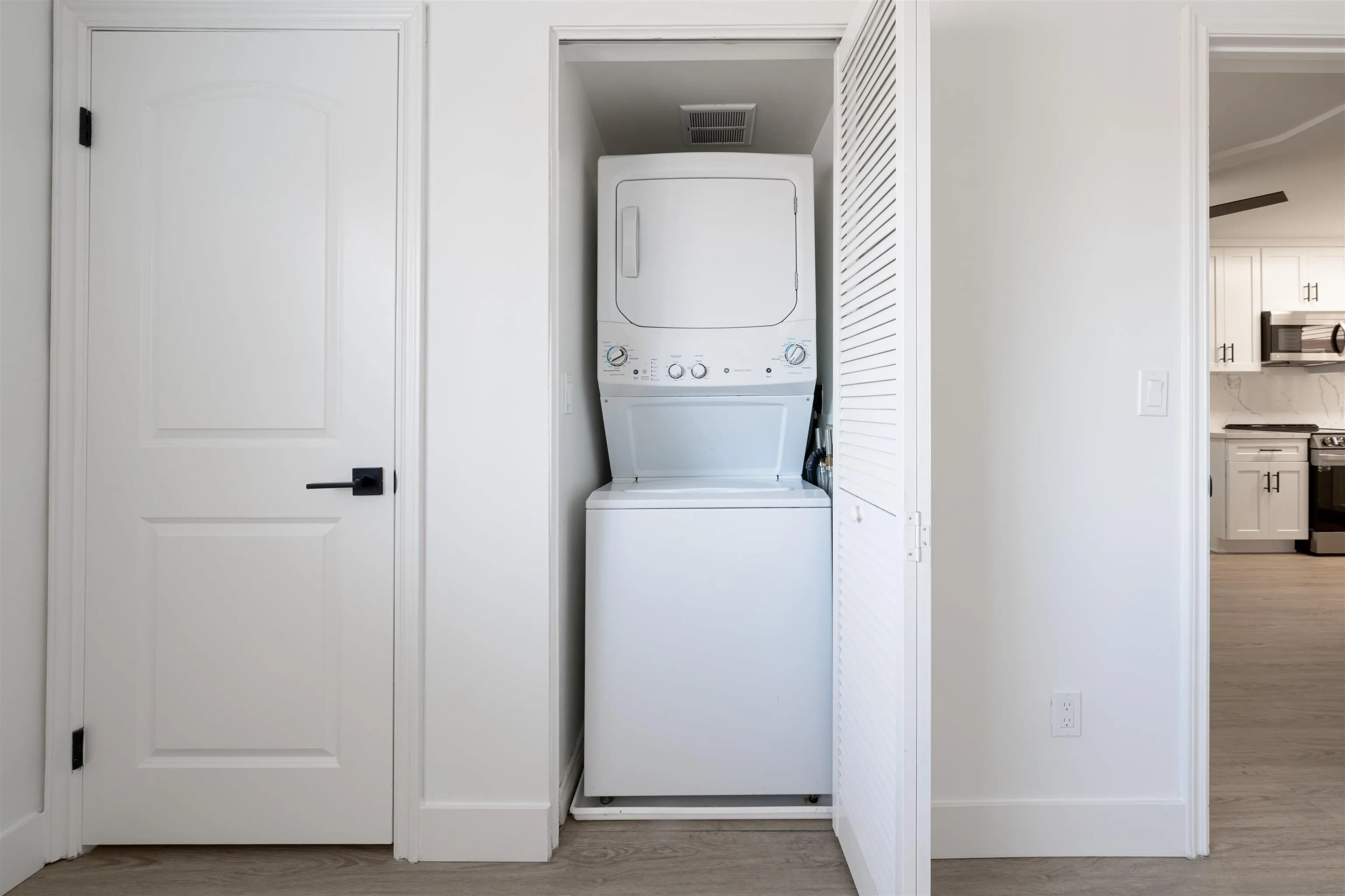 https://cdn.realtyfeed.com/cdn/127/260020726/0e9619c1bdea82fc75056b03a45390e8.webp