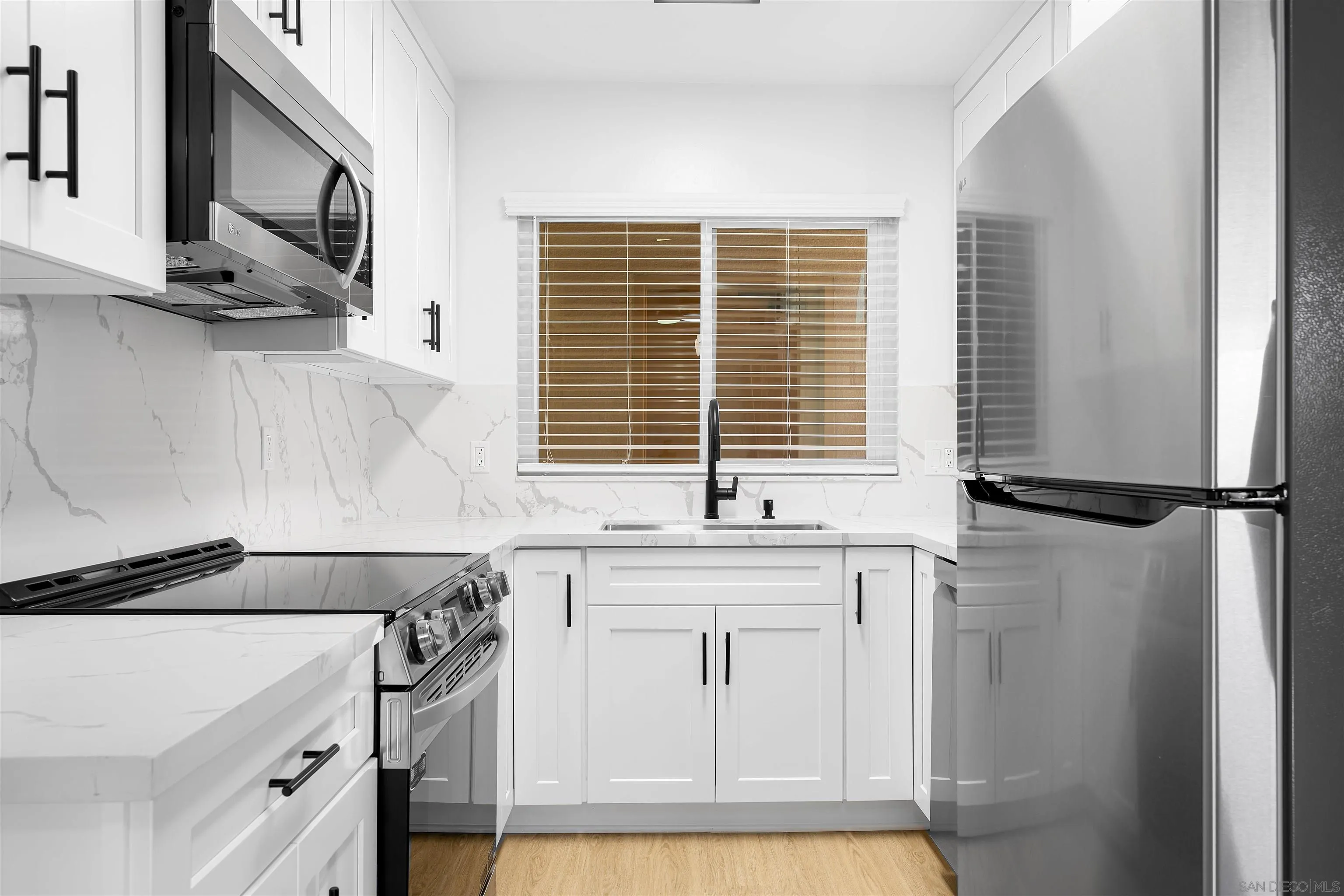 https://cdn.realtyfeed.com/cdn/127/260020726/77c33d331b328db1bbb288789c441ff3.webp