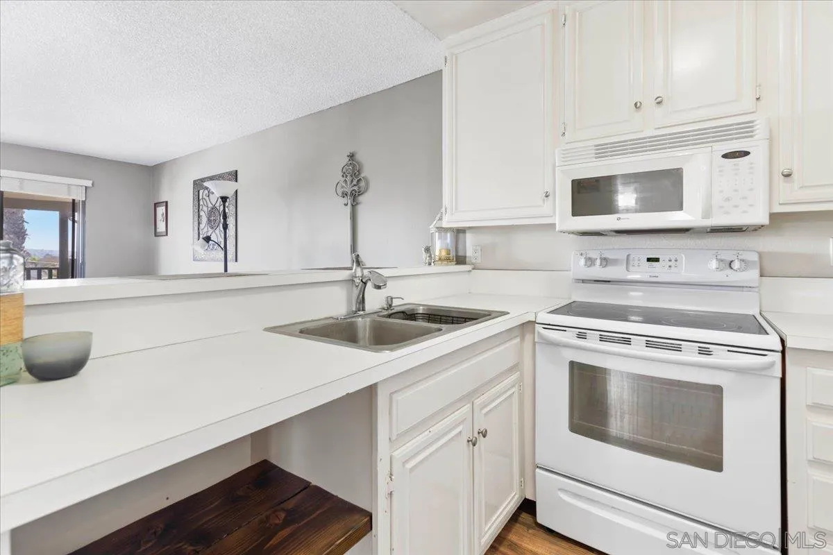https://cdn.realtyfeed.com/cdn/127/260020729/1404c34509d6ca17f0e864075ce8fbd0.webp