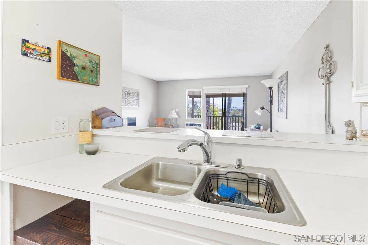 https://cdn.realtyfeed.com/cdn/127/260020729/36921e091c581c16abf4e83d8c33b997.webp