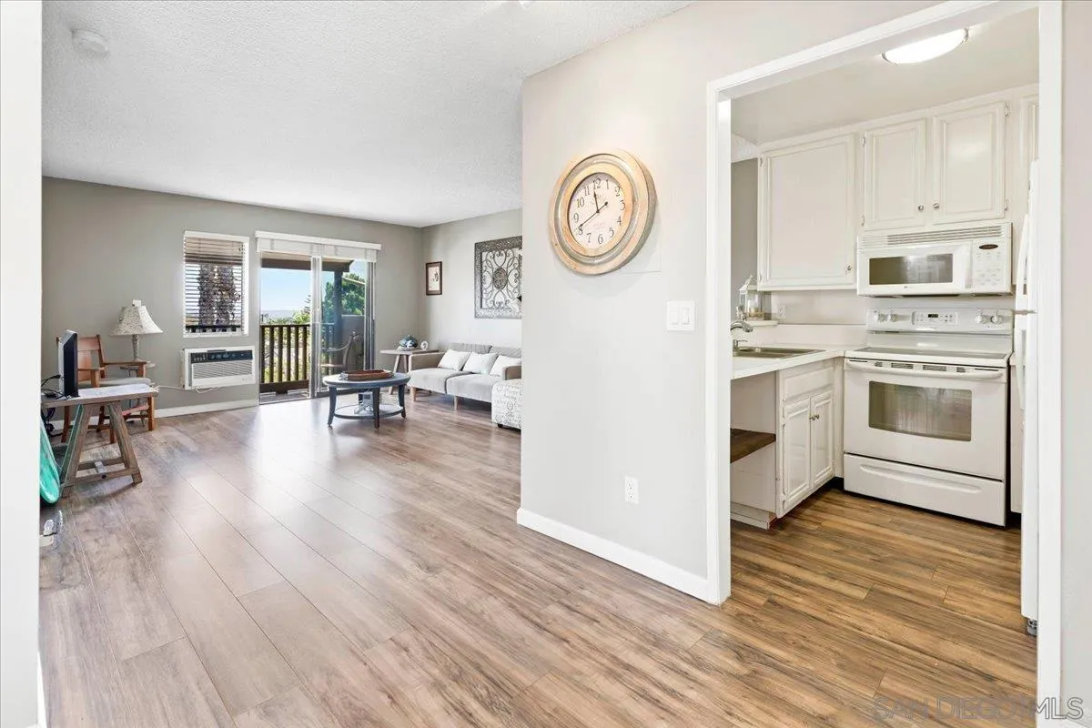 https://cdn.realtyfeed.com/cdn/127/260020729/d1cb1e9c7b85310d316b2e15cfc110b6.webp