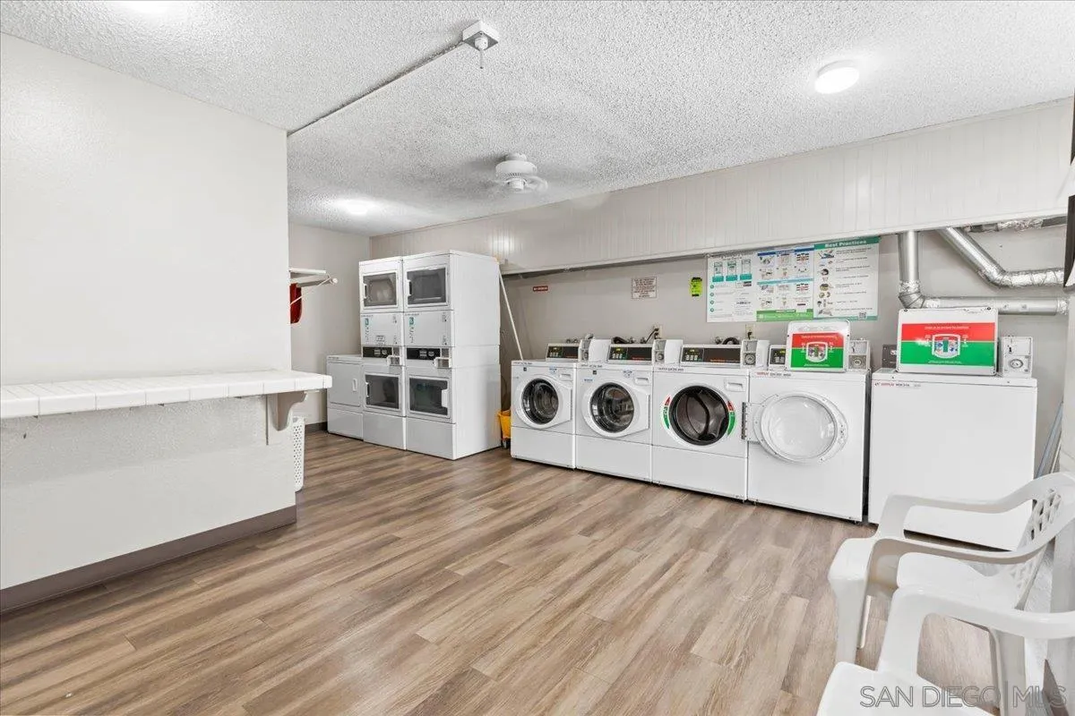 https://cdn.realtyfeed.com/cdn/127/260020729/efaef1895b6ef6daf13e06fb8bbdcc31.webp
