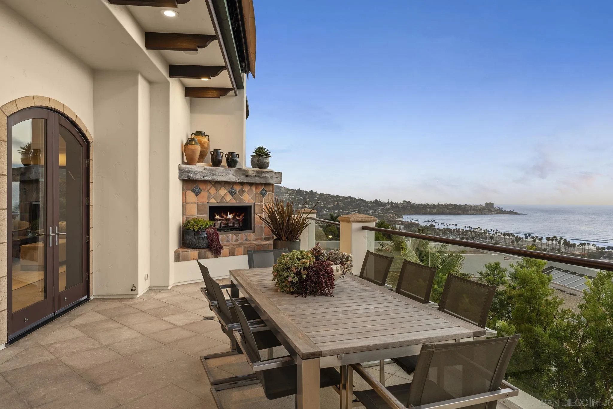 https://cdn.realtyfeed.com/cdn/127/260020730/35565300d095549bd8a7fb1420d3a6fa.webp