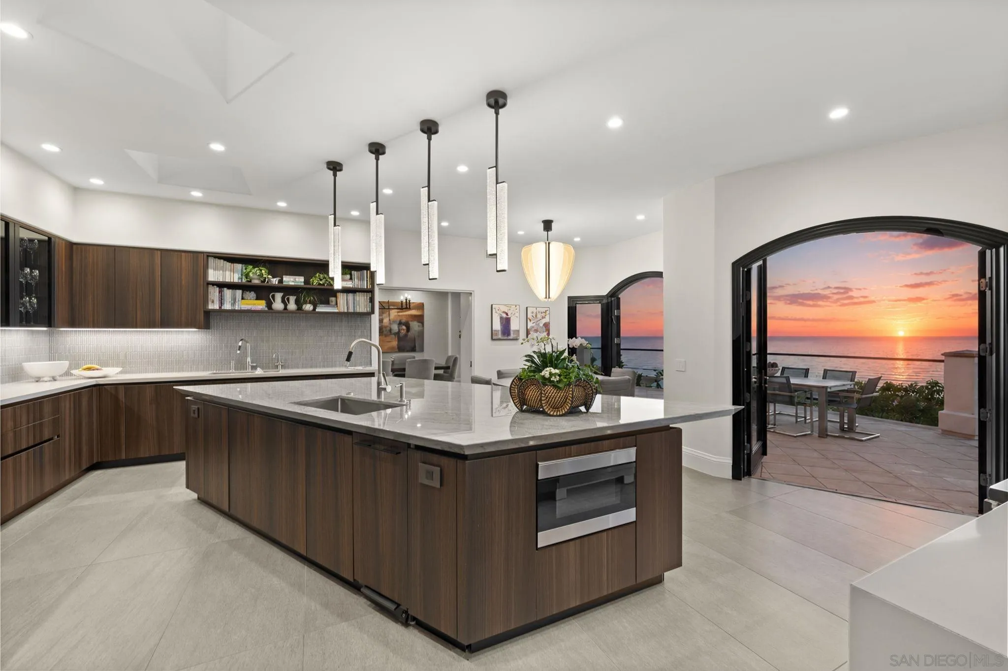 2516 Ruette Nicole, La Jolla, CA 92037 - Photo 4 of 42, La Jolla, CA