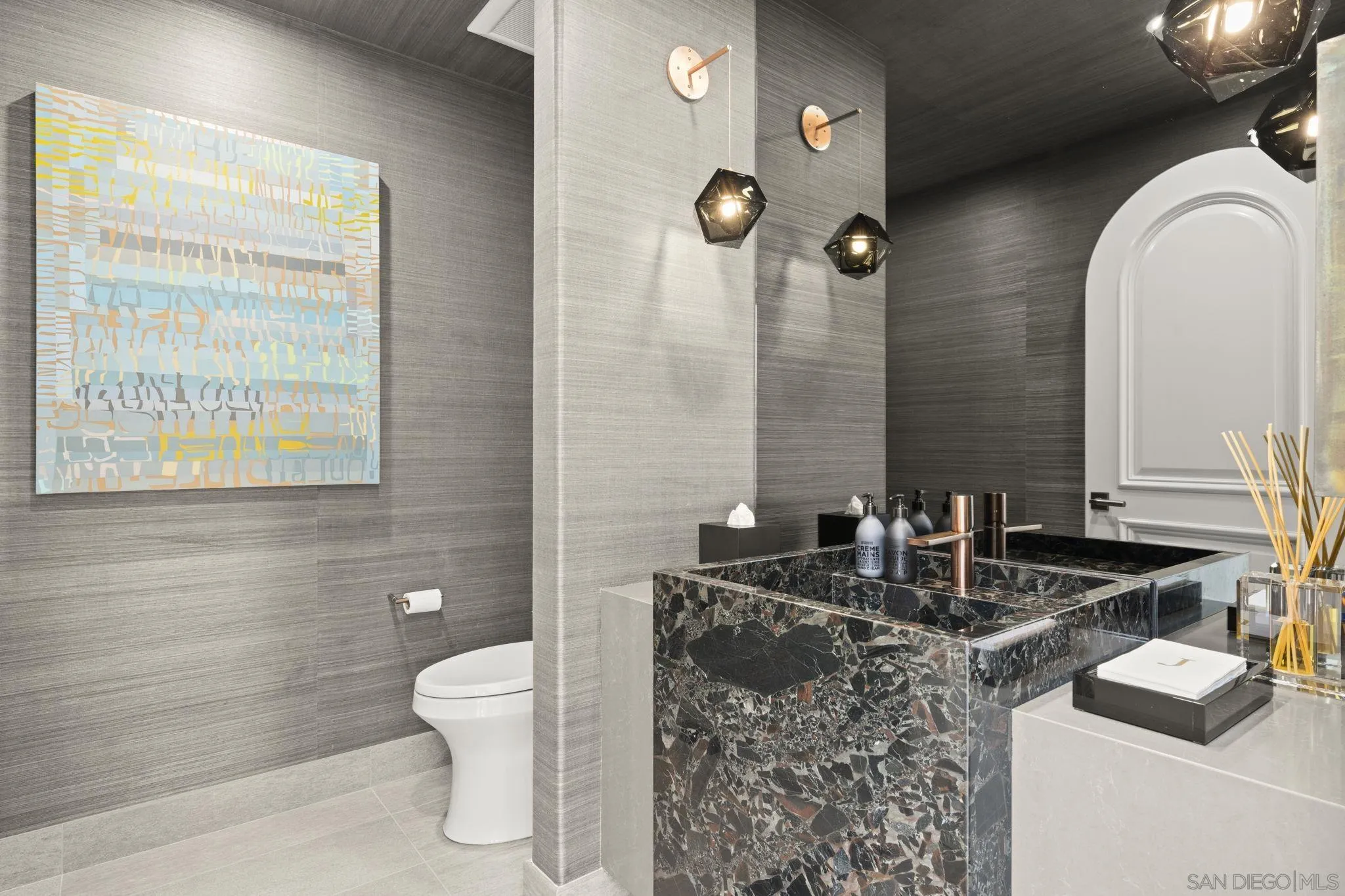 https://cdn.realtyfeed.com/cdn/127/260020730/d77e2b73ee41e74a0c20ea24b8f4ad3b.webp