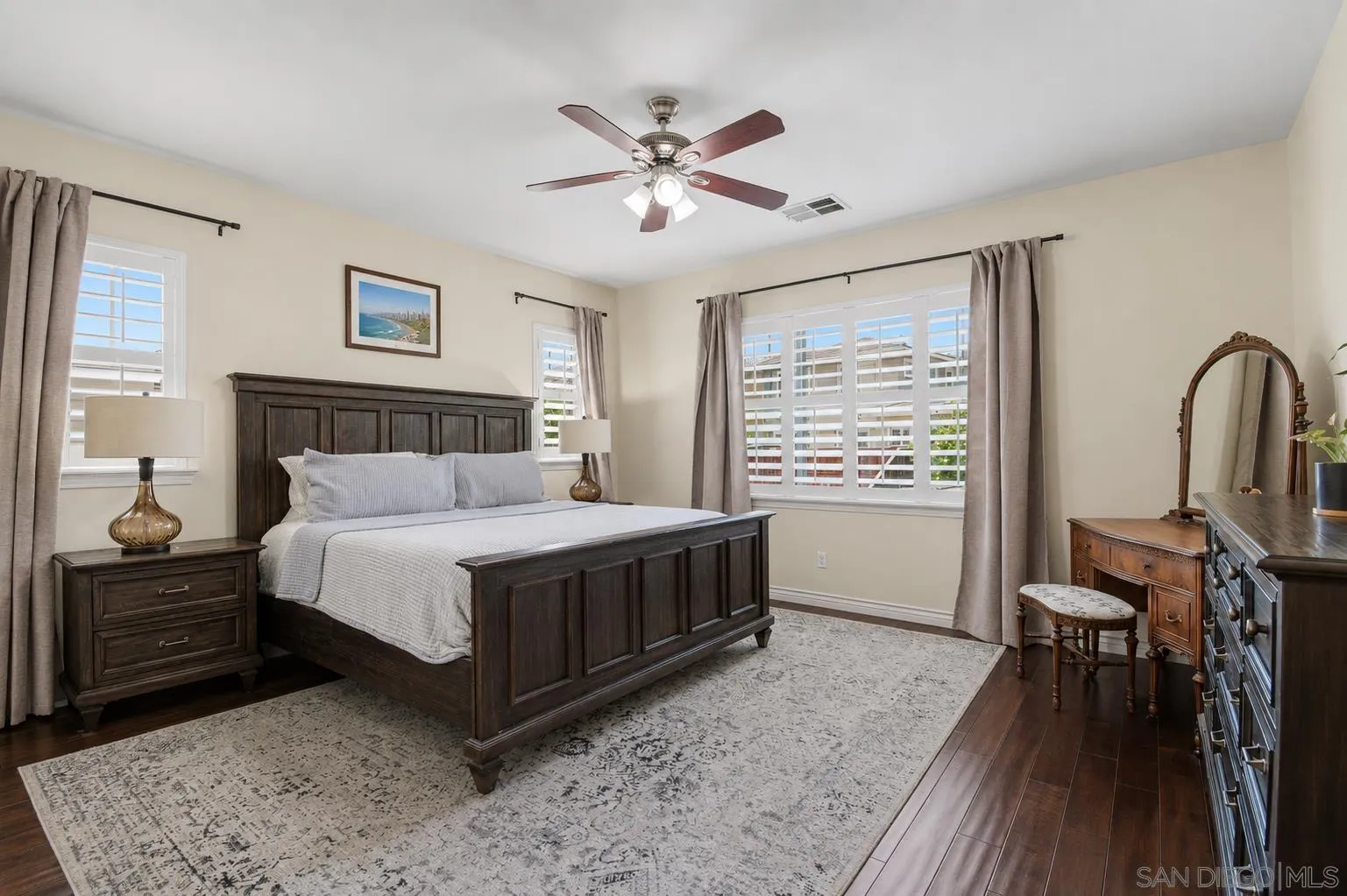 https://cdn.realtyfeed.com/cdn/127/260020732/4f73ab4f01ae200b14e03752be5f266d.webp