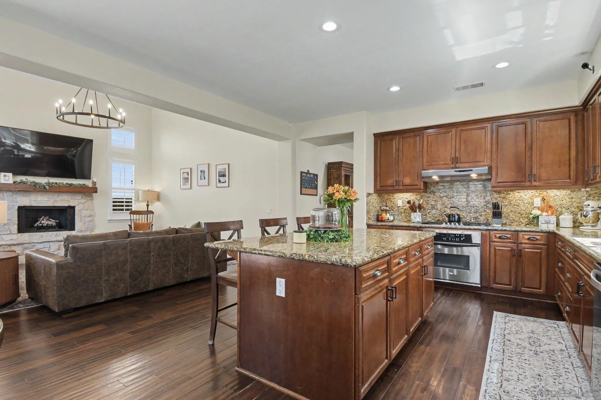 https://cdn.realtyfeed.com/cdn/127/260020732/570dc52c9c5d8e9ecdeba0433c7069f1.webp