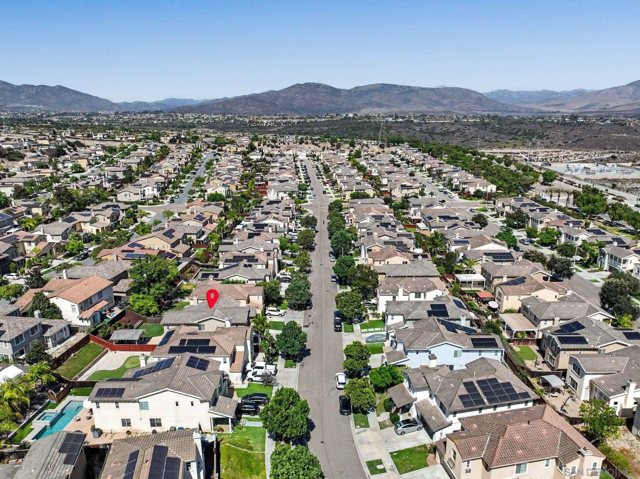 https://cdn.realtyfeed.com/cdn/127/260020732/6d5a40972a892bf8bb06b6e4d62b72ae.webp