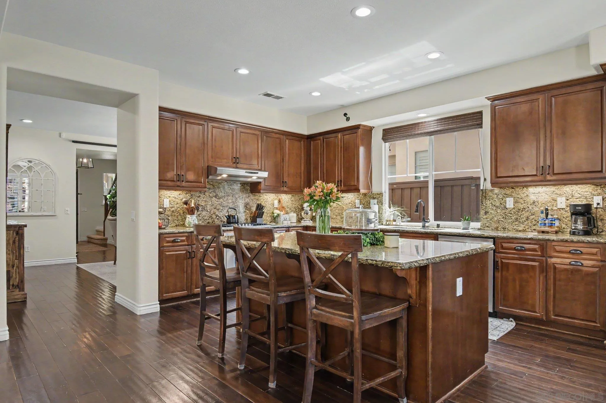 https://cdn.realtyfeed.com/cdn/127/260020732/ac1a3e90f7b7bd9f91d446e6a1f76bf2.webp