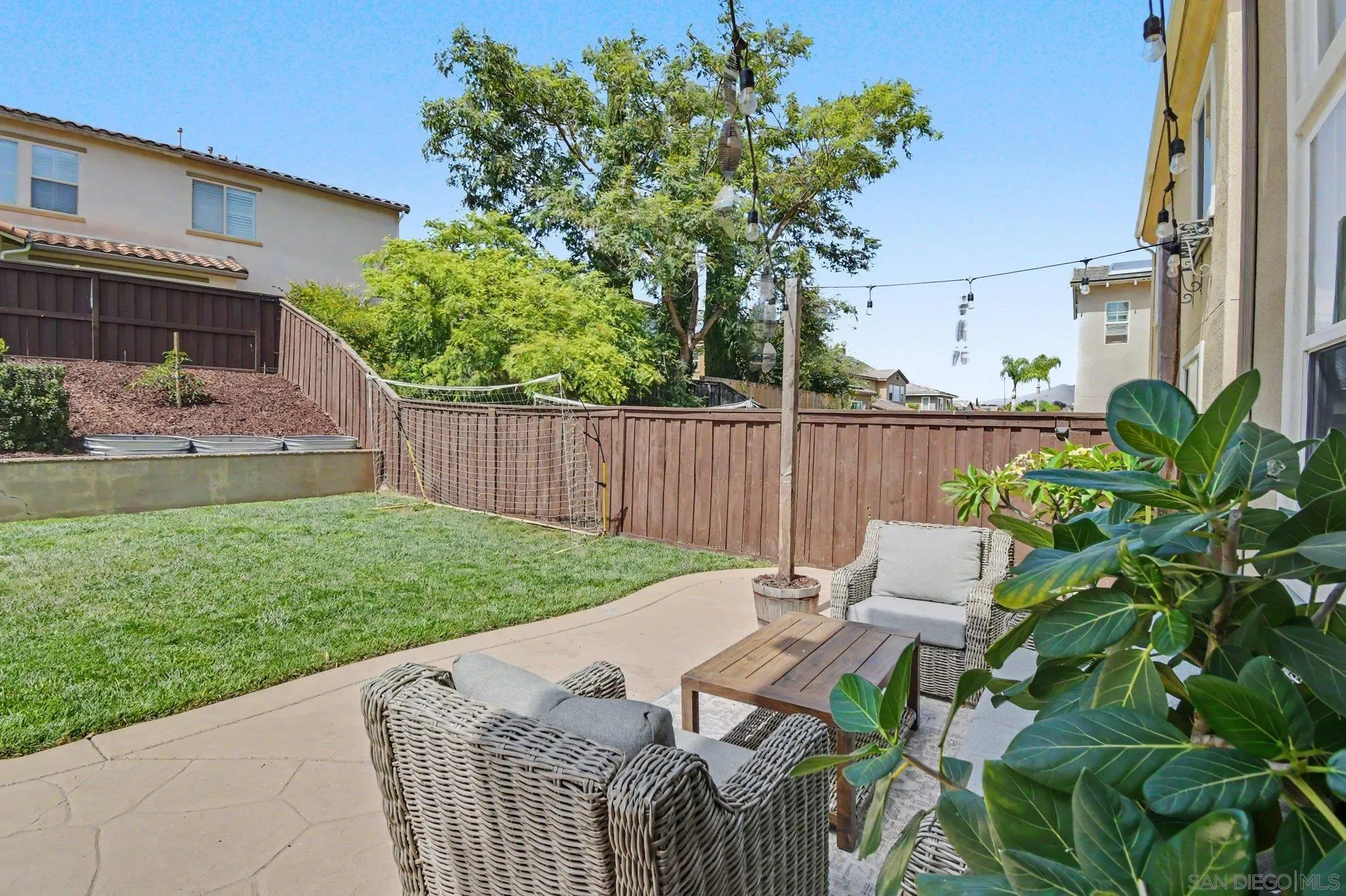 https://cdn.realtyfeed.com/cdn/127/260020732/fbd2cf41df55463f8416a1c502f754f7.webp
