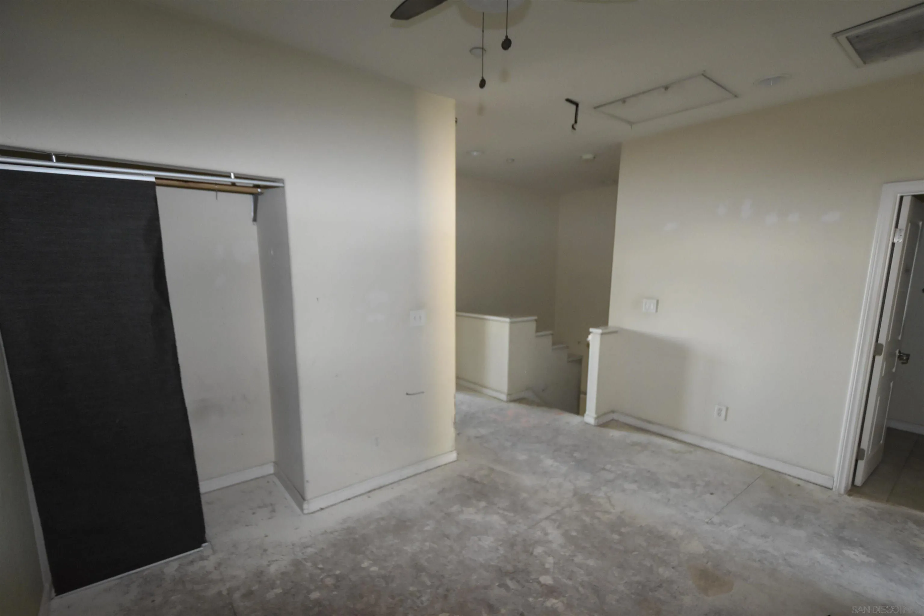 https://cdn.realtyfeed.com/cdn/127/260020733/c11c54a55aab6c15d79528191f2460b4.webp