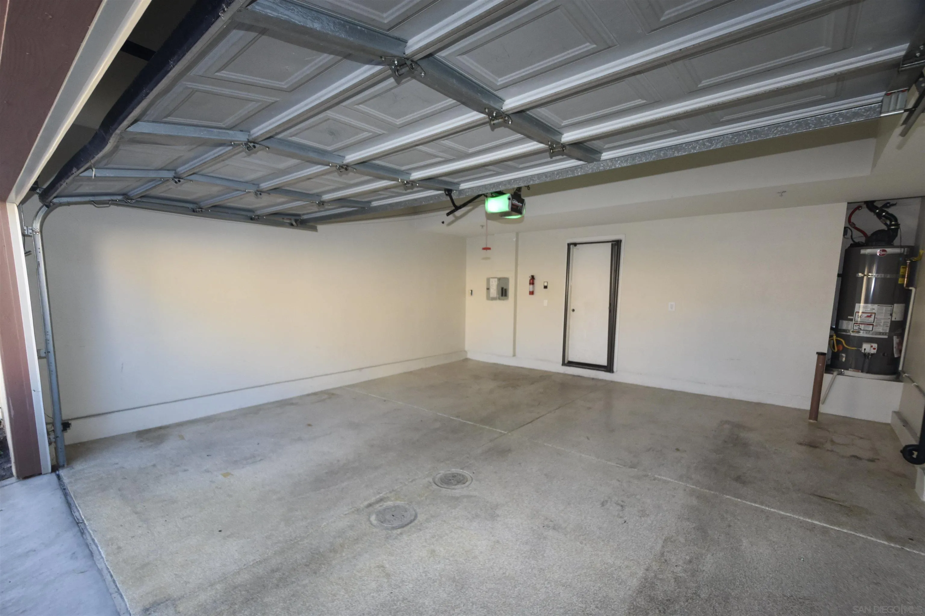 https://cdn.realtyfeed.com/cdn/127/260020733/d9c19f0356da20d15329ffd6045093f5.webp