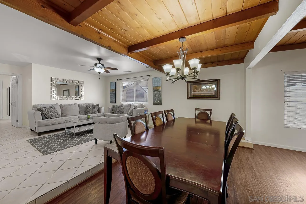 https://cdn.realtyfeed.com/cdn/127/260020735/00af8067a63a31ece218461193cc9287.webp